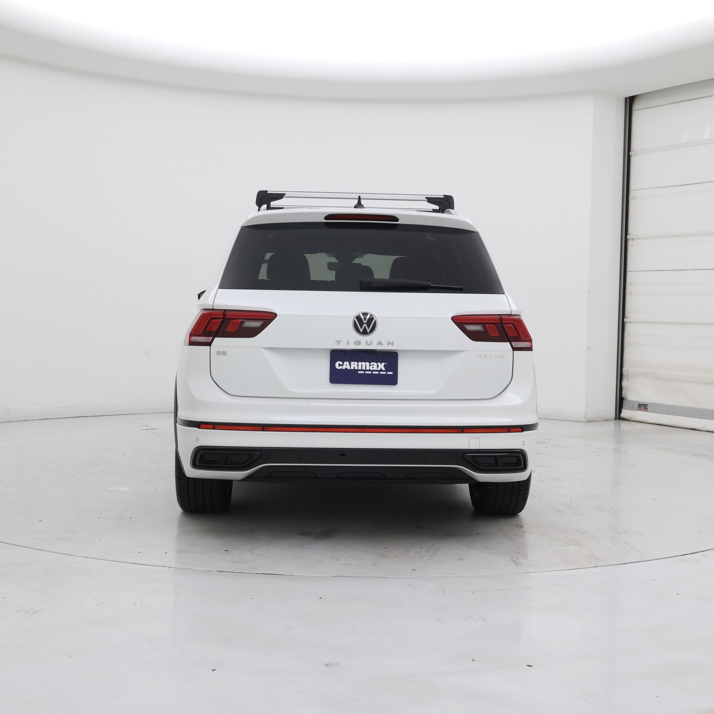 Thumbnail: 2023 Volkswagen Tiguan - 6