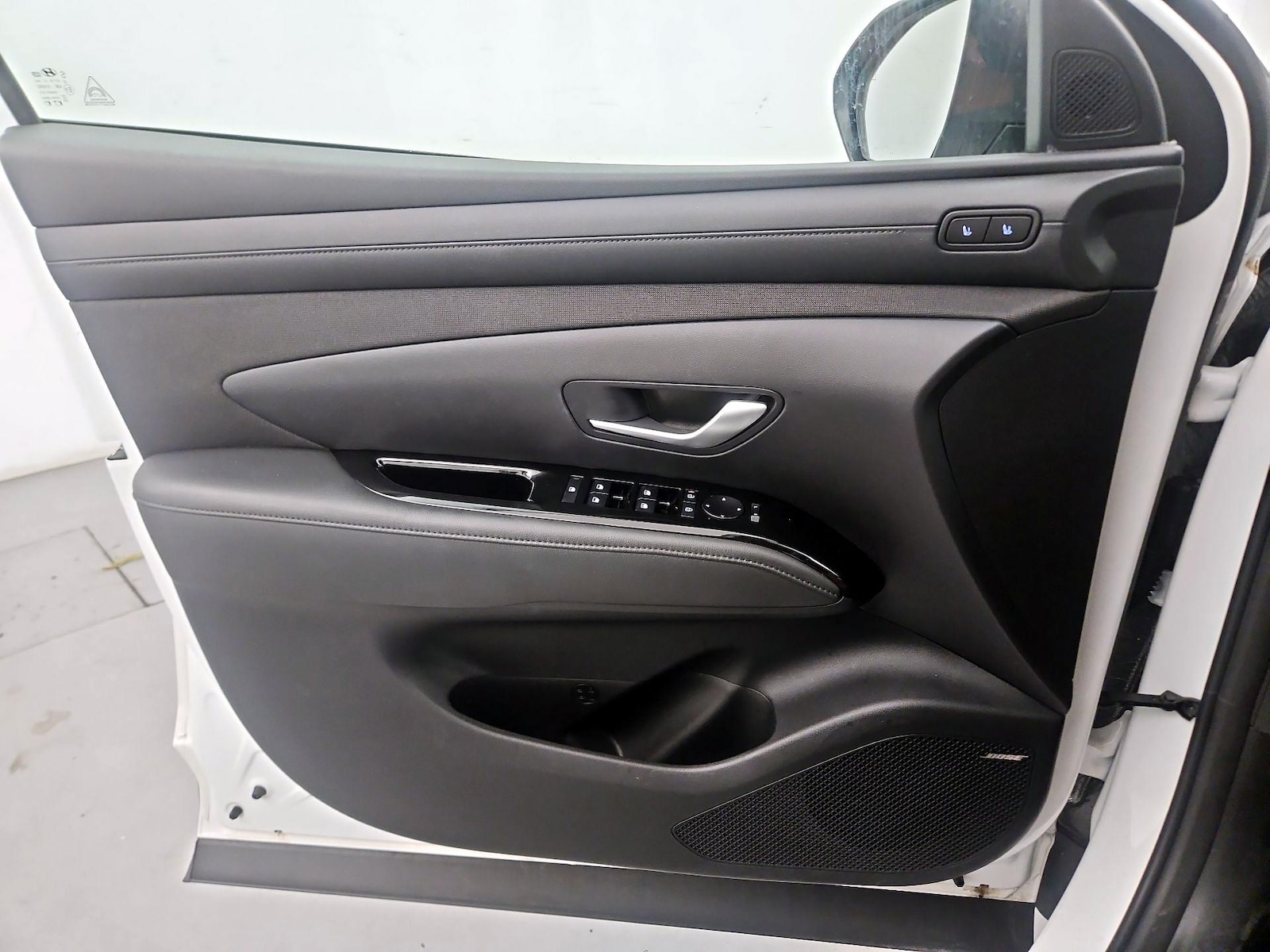 2025 Hyundai Tucson Limited - Photo 11