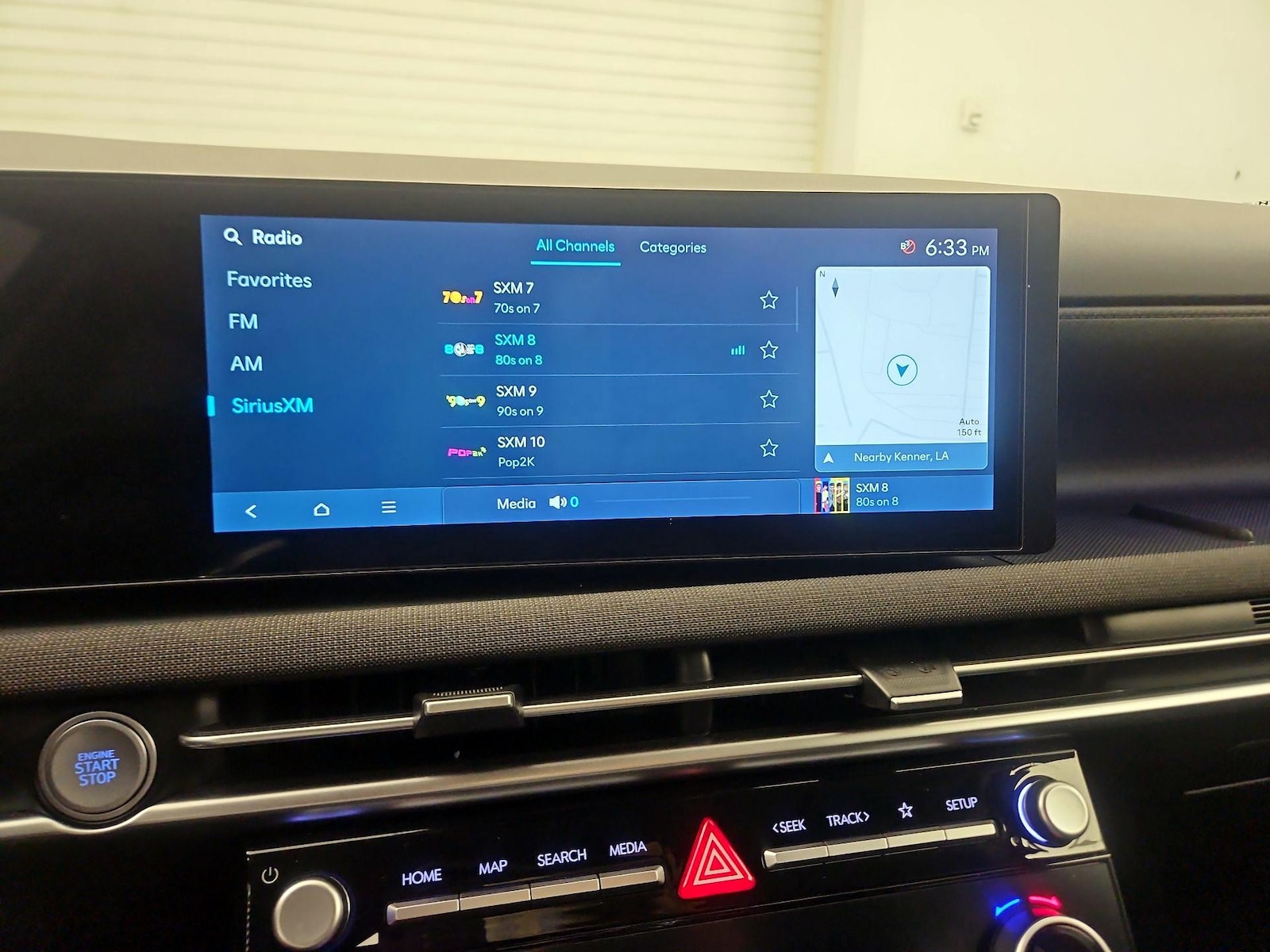 2025 Hyundai Tucson Limited - Photo 14