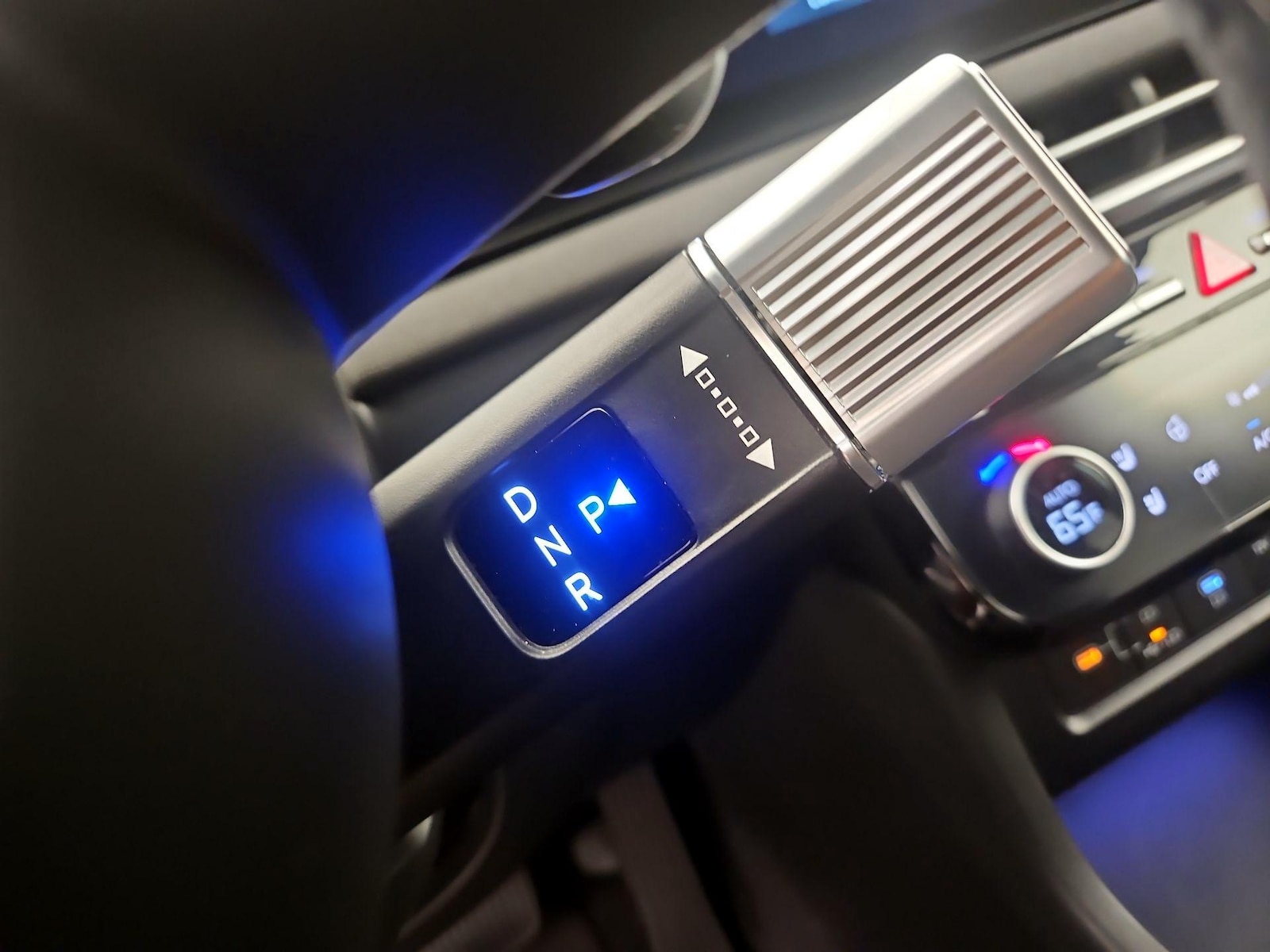 2025 Hyundai Tucson Limited - Photo 16
