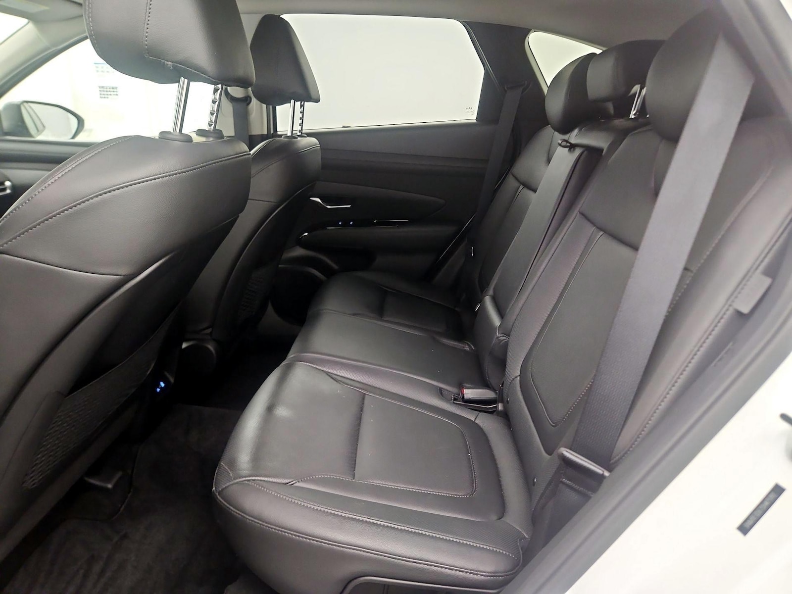 2025 Hyundai Tucson Limited - Photo 19