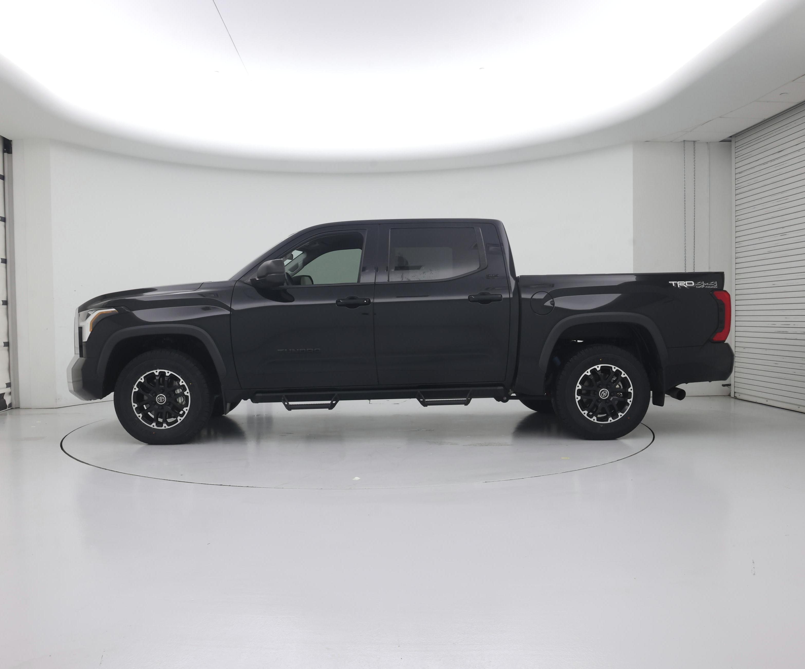 Thumbnail: 2023 Toyota Tundra - 3