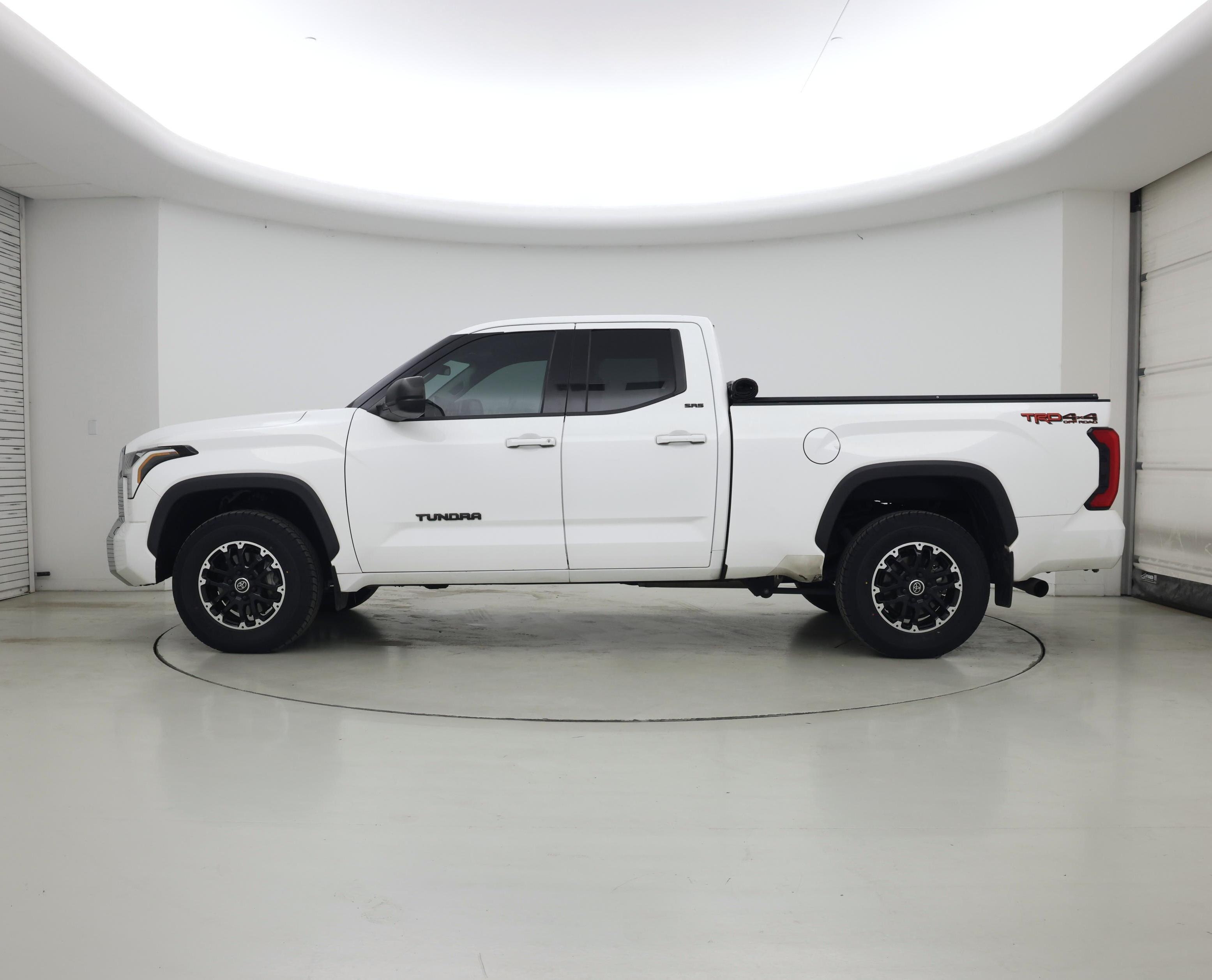 Thumbnail: 2023 Toyota Tundra - 3