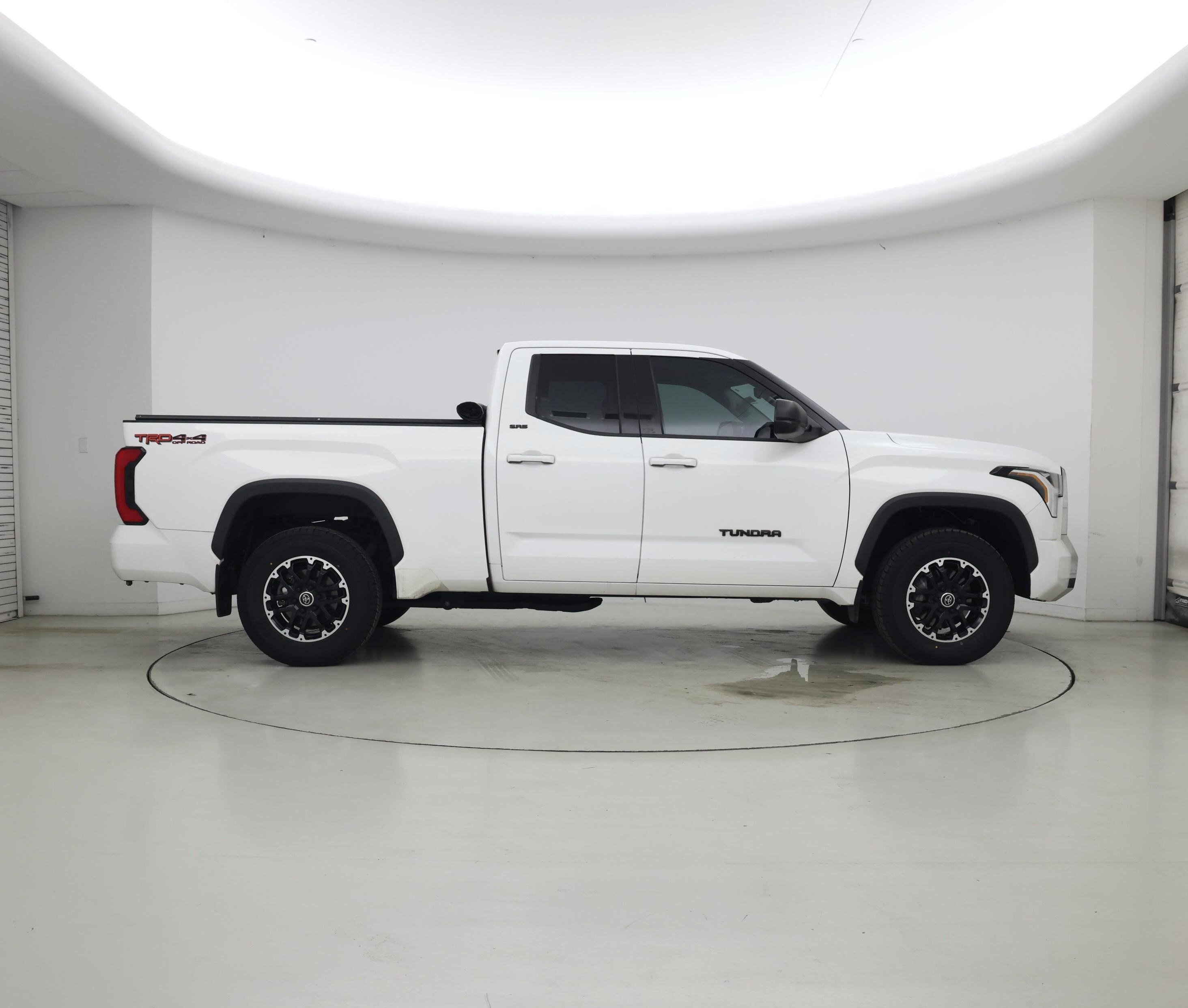 Thumbnail: 2023 Toyota Tundra - 7