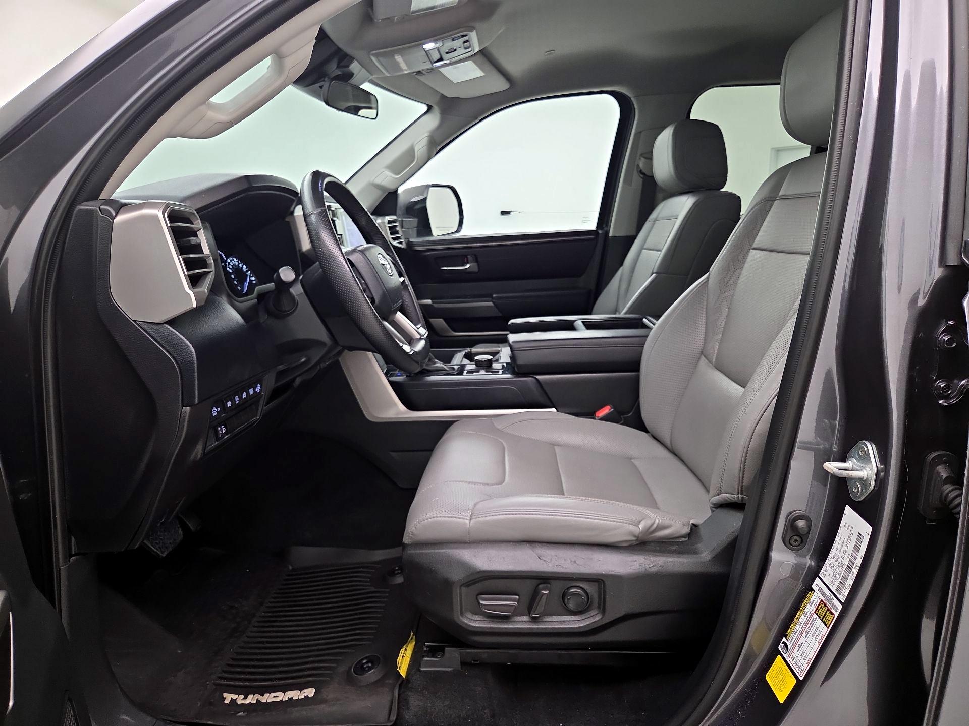 Thumbnail: 2024 Toyota Tundra - 11