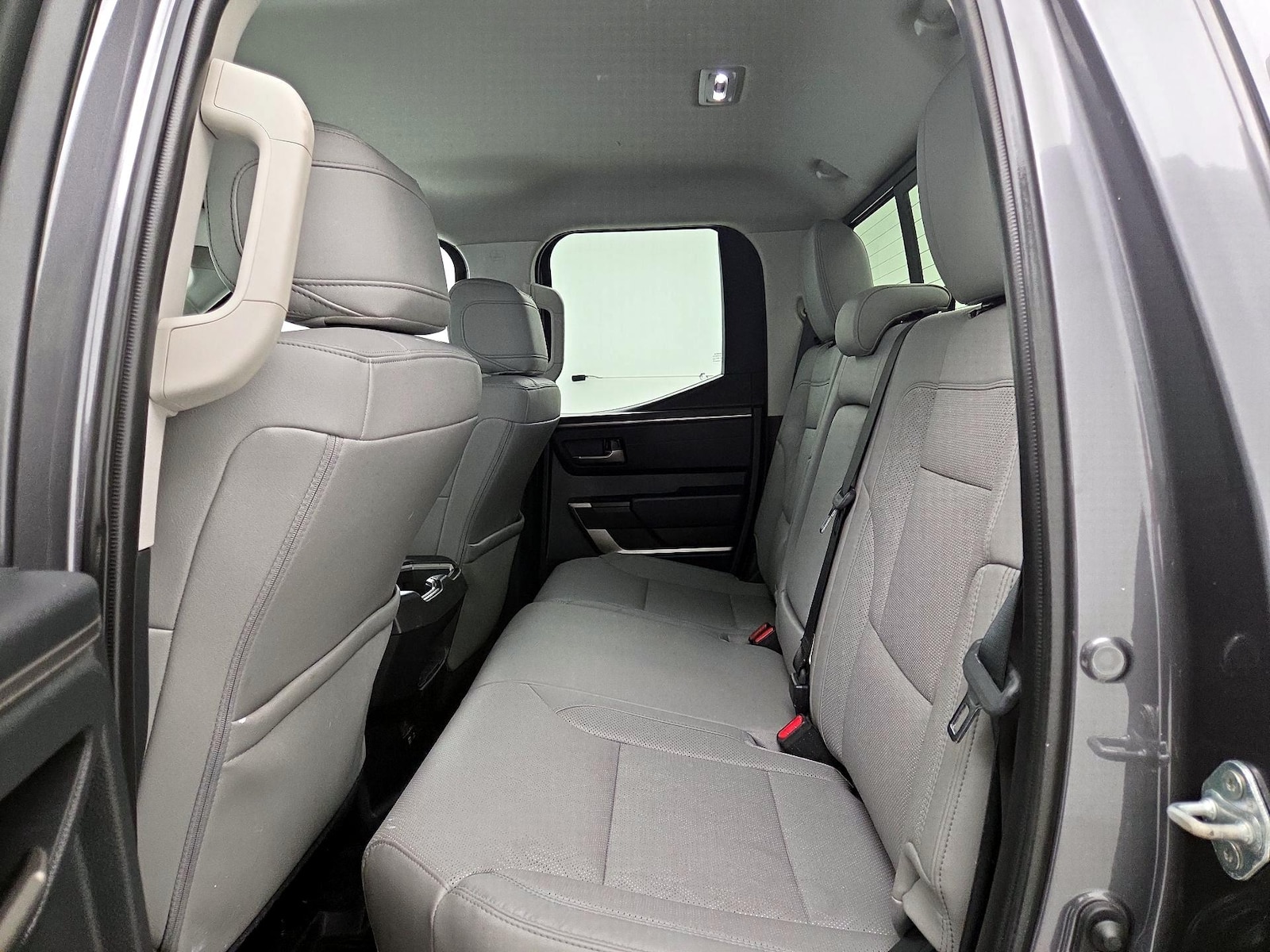 2024 Toyota Tundra SR5 - Photo 20