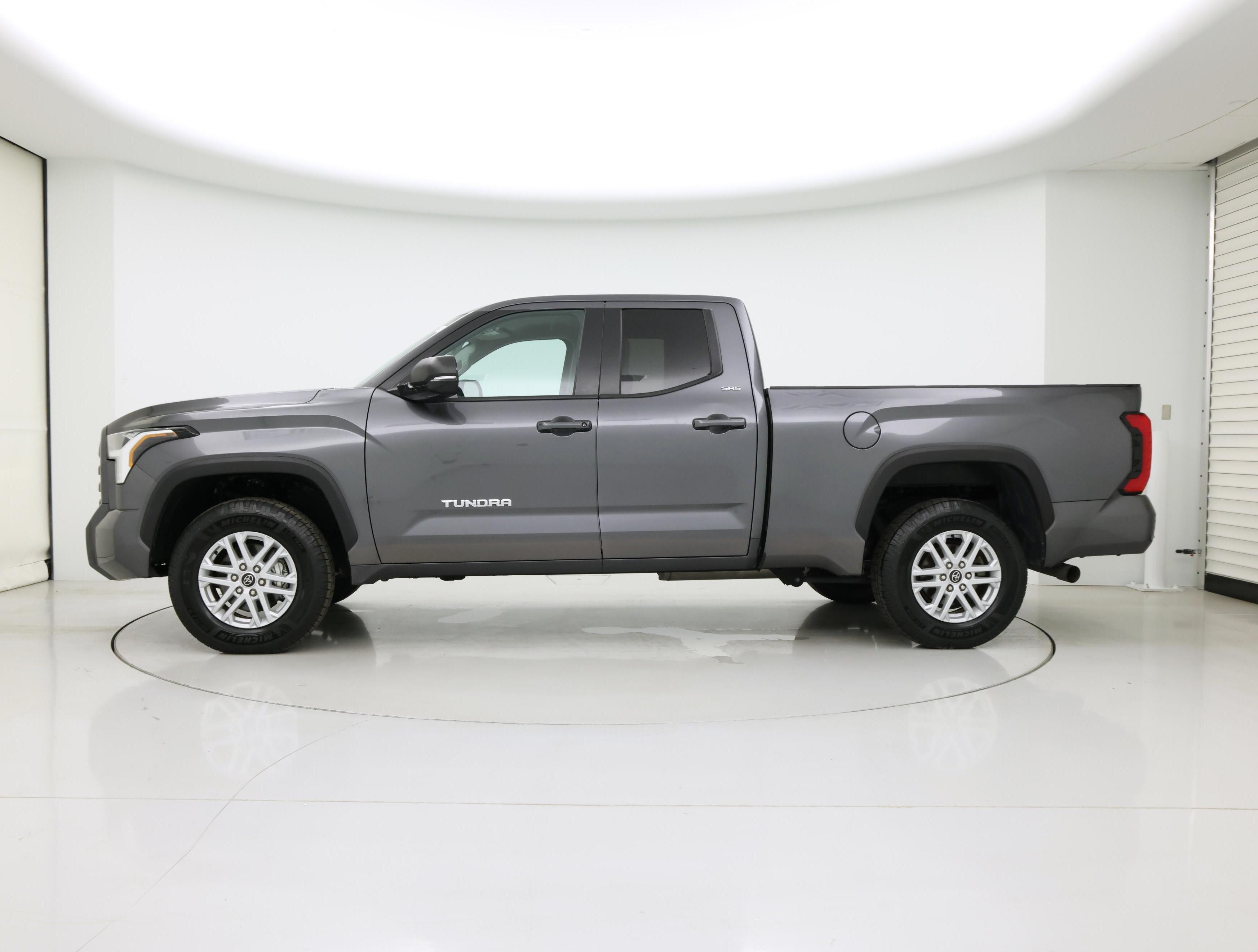 Thumbnail: 2024 Toyota Tundra - 3