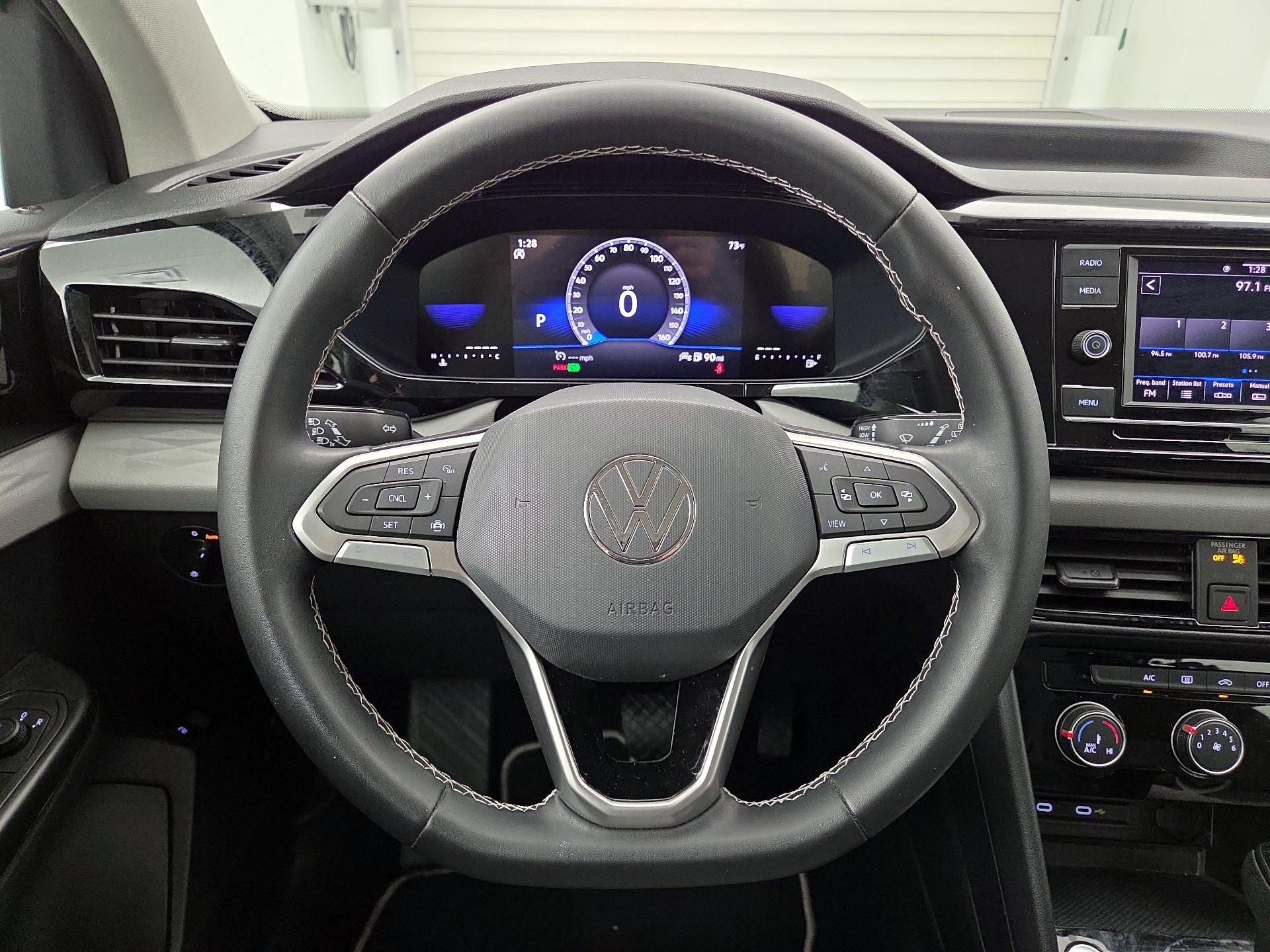 Thumbnail: 2023 Volkswagen Taos - 10