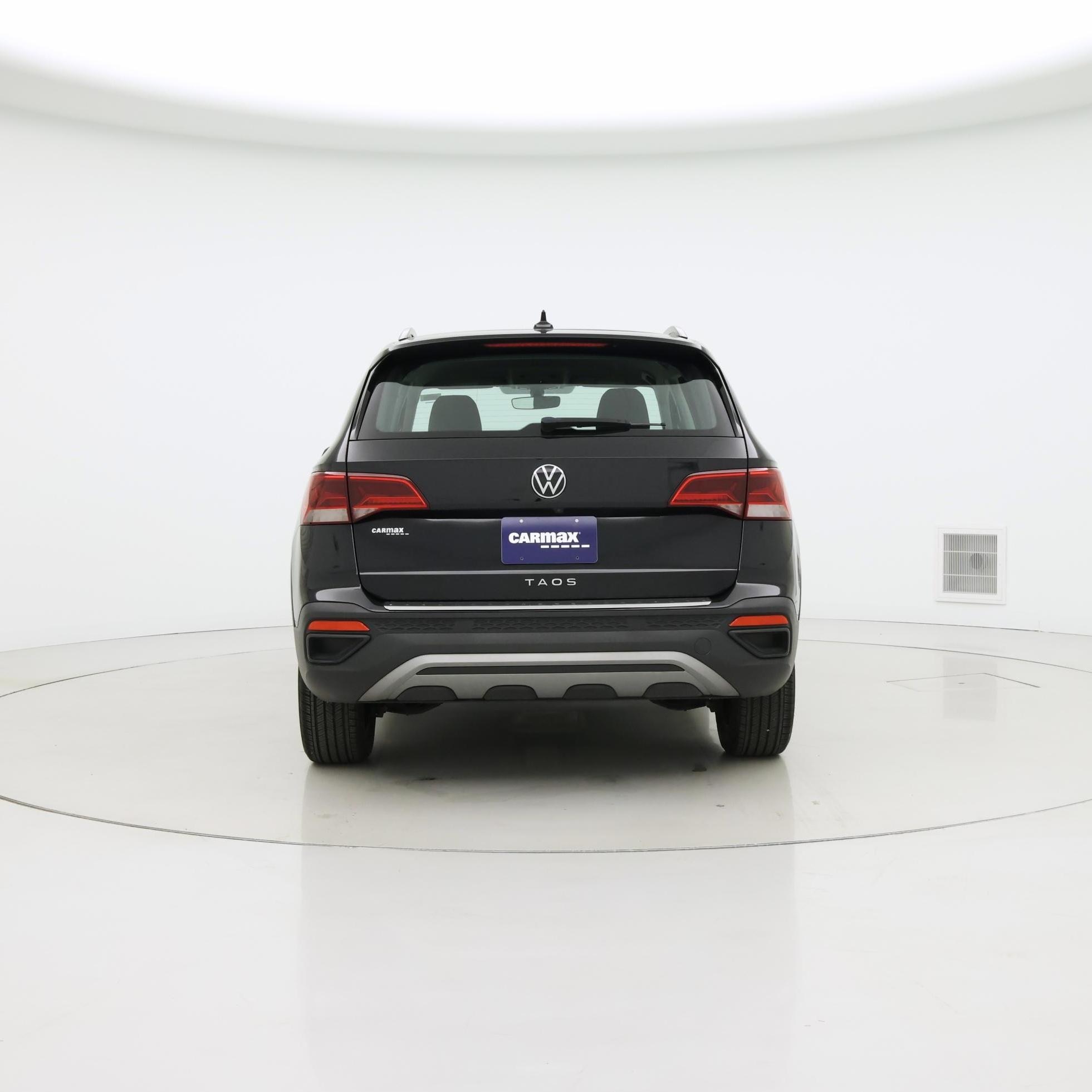 Thumbnail: 2023 Volkswagen Taos - 6