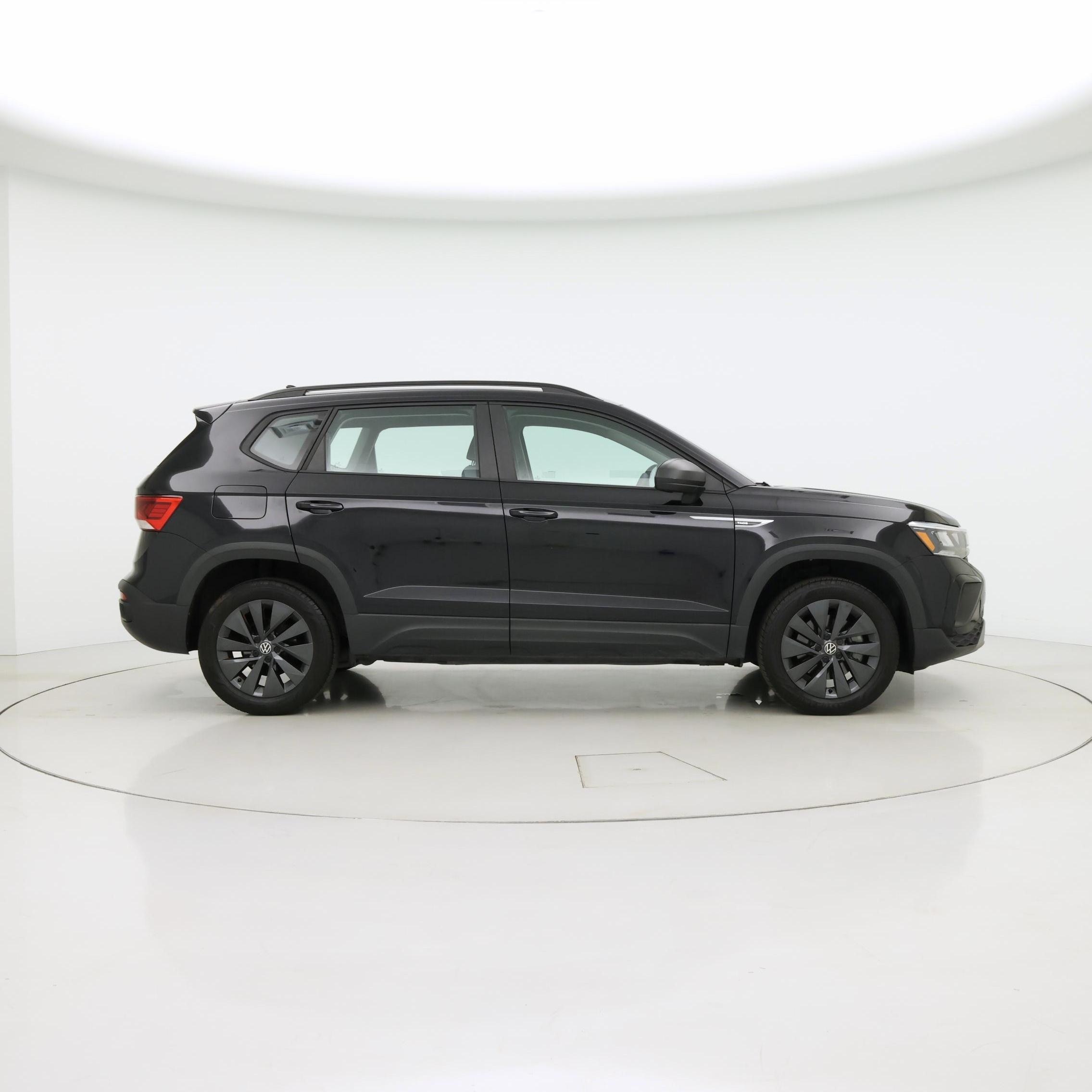 Thumbnail: 2023 Volkswagen Taos - 7