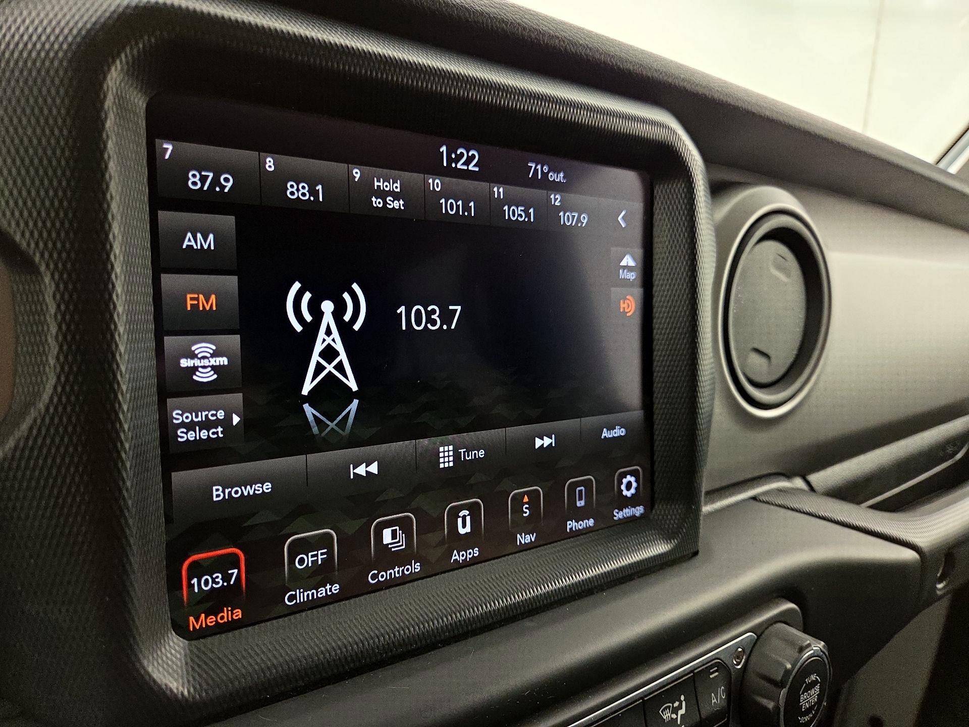 Thumbnail: 2021 Jeep Wrangler - 16