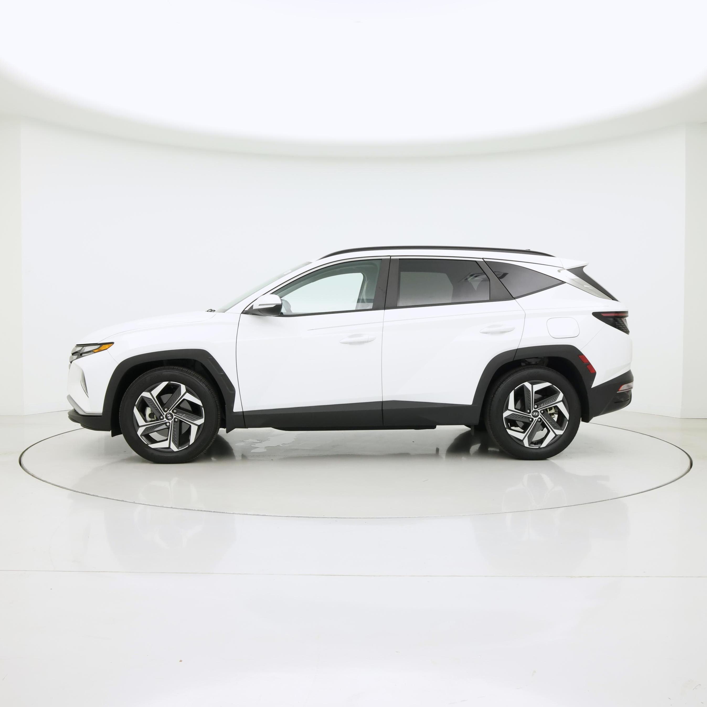 Thumbnail: 2024 Hyundai Tucson - 3
