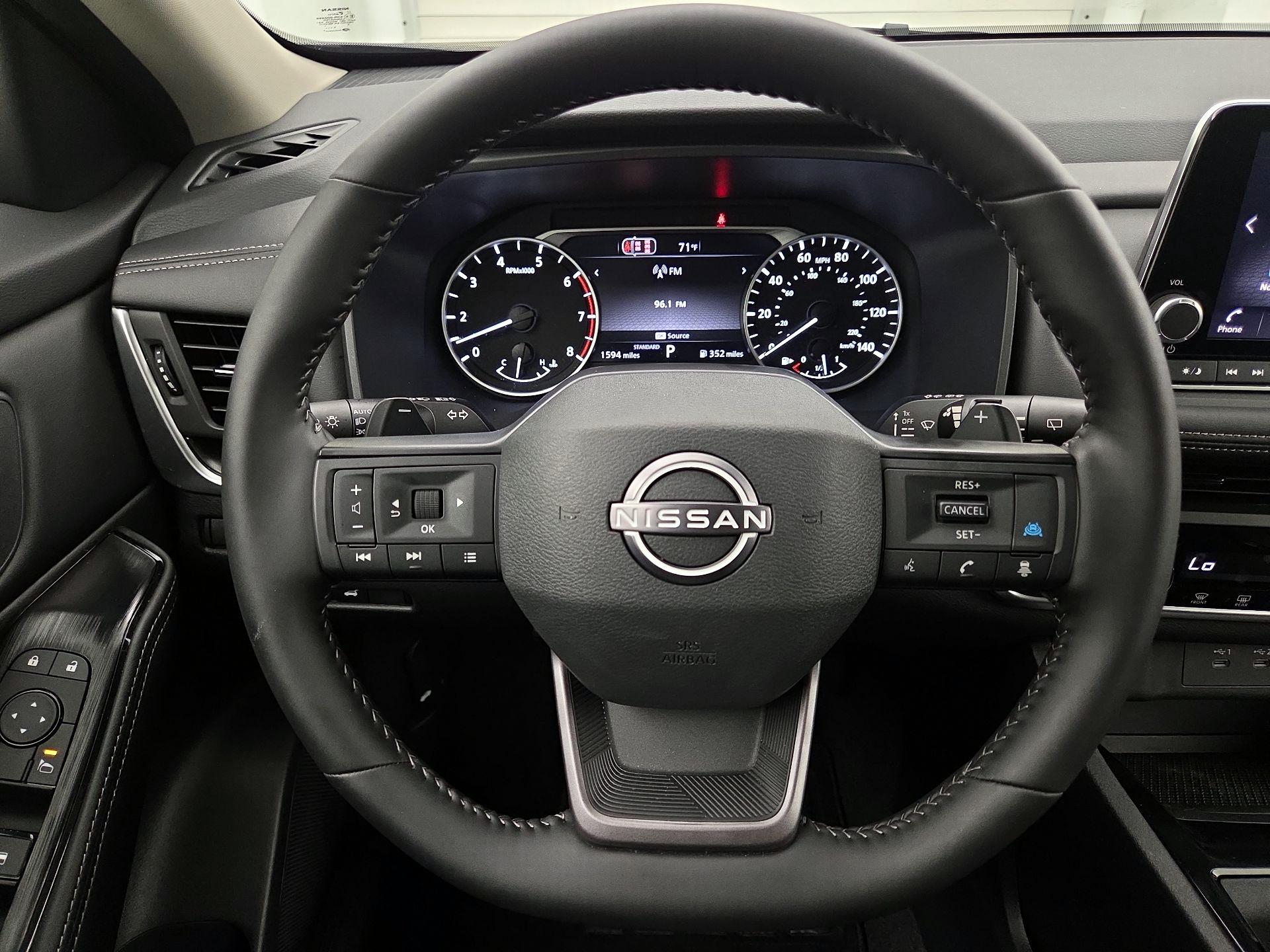 Thumbnail: 2026 Nissan Rogue - 10