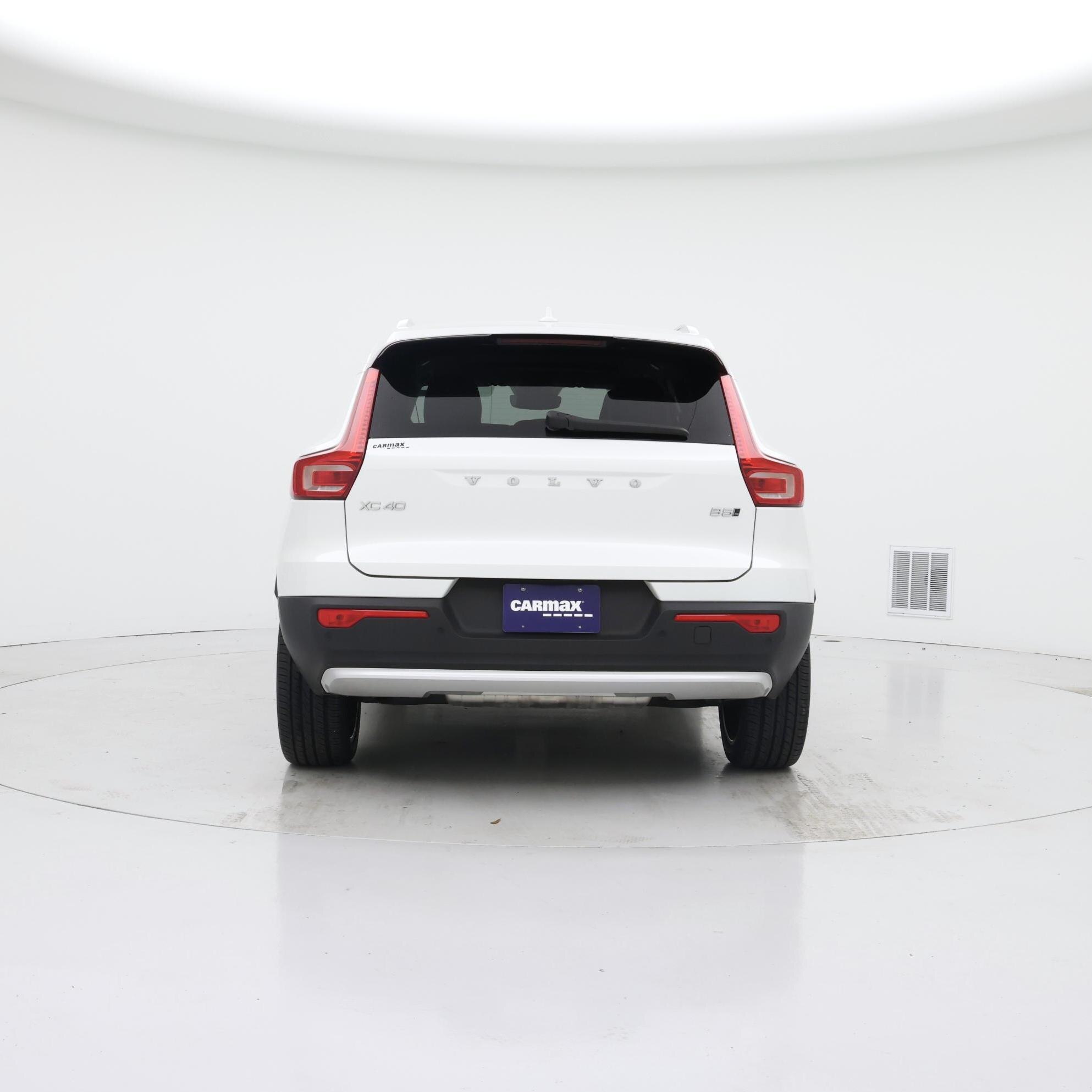Thumbnail: 2024 Volvo XC40 - 6