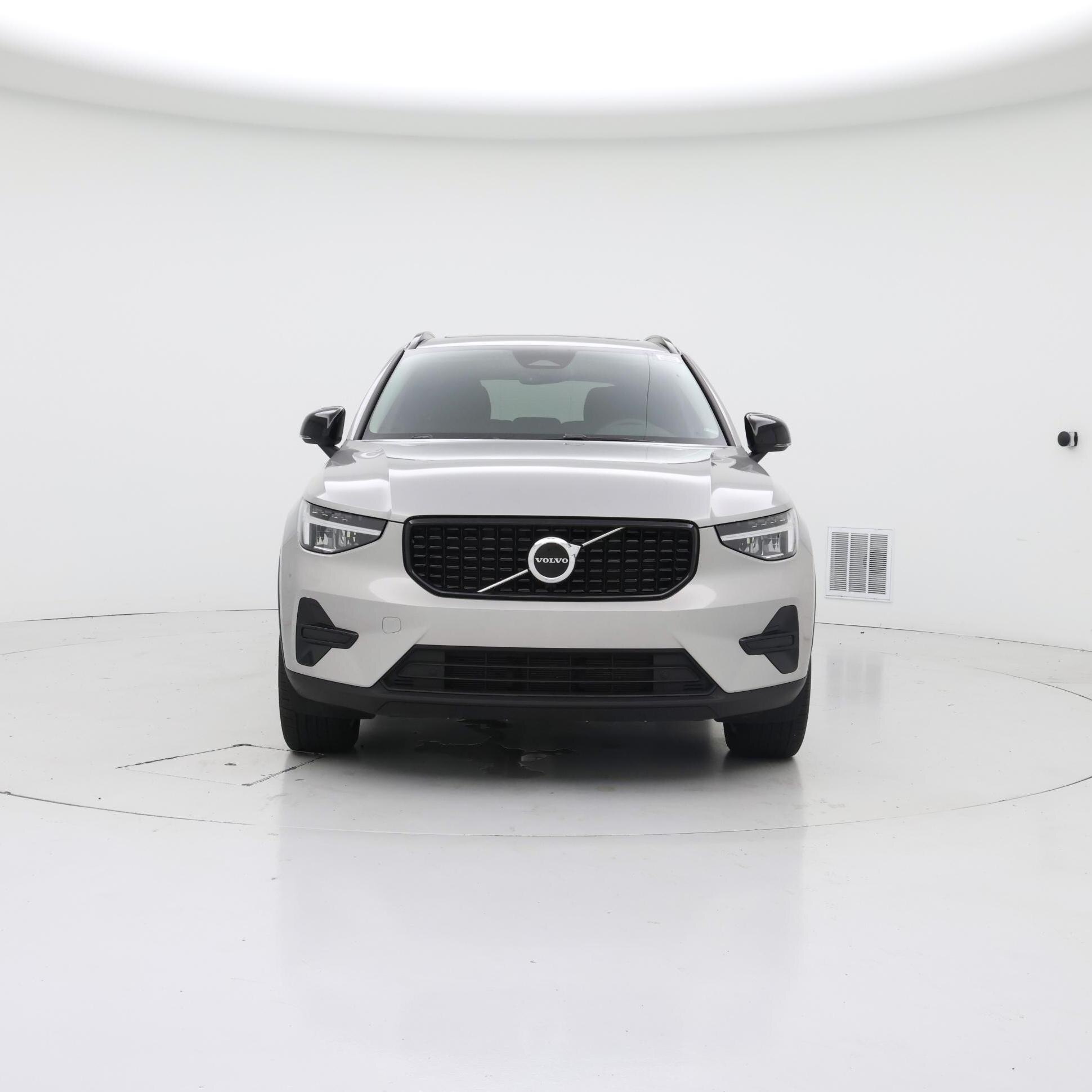 Thumbnail: 2024 Volvo XC40 - 5