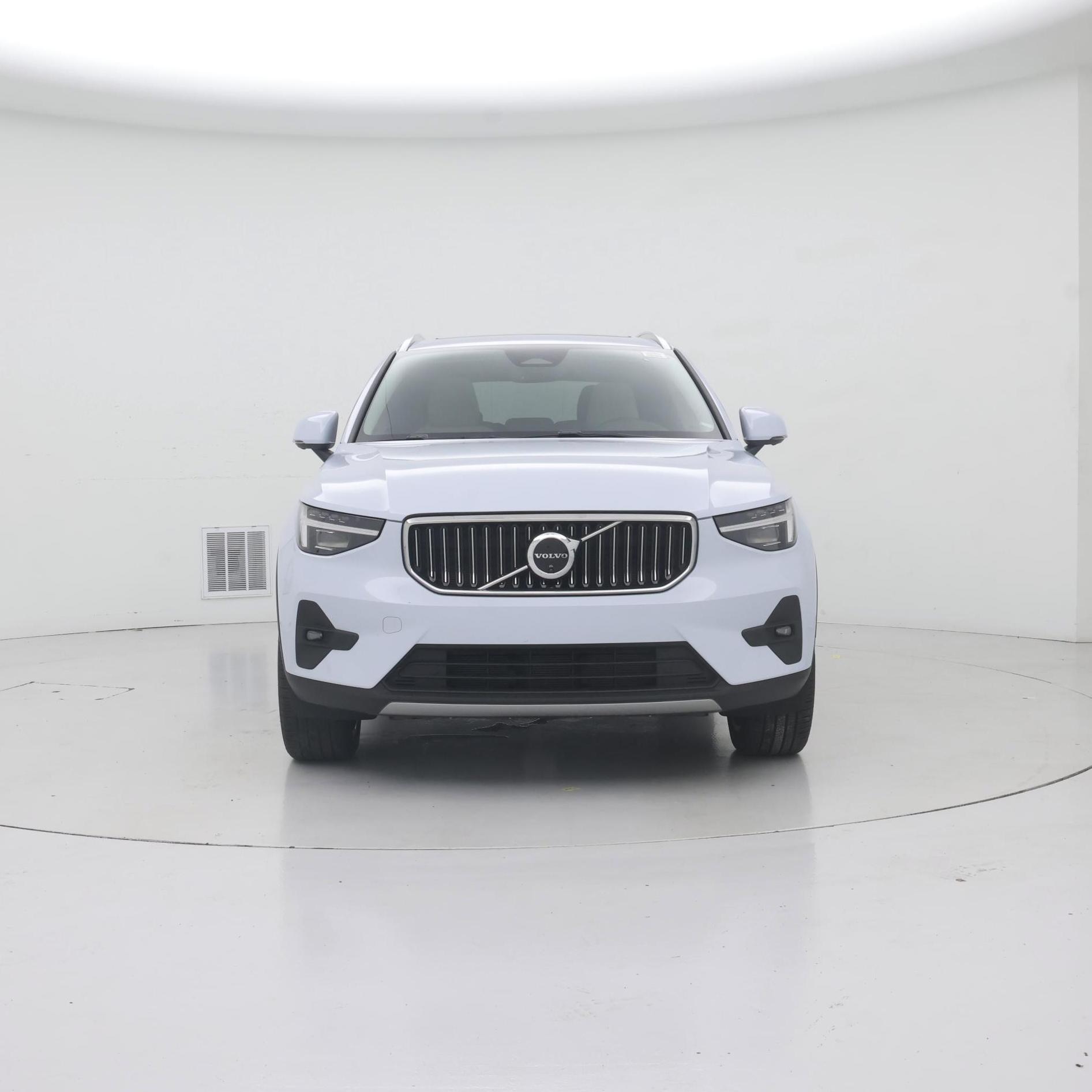 Thumbnail: 2024 Volvo XC40 - 7
