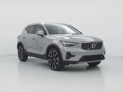 2024 Volvo XC40 B5 Ultimate Bright Theme