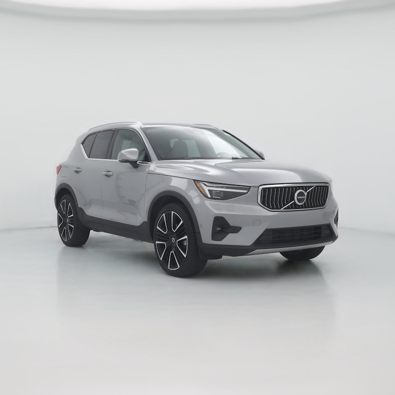 2024 Volvo XC40 B5 Ultimate Bright Theme
