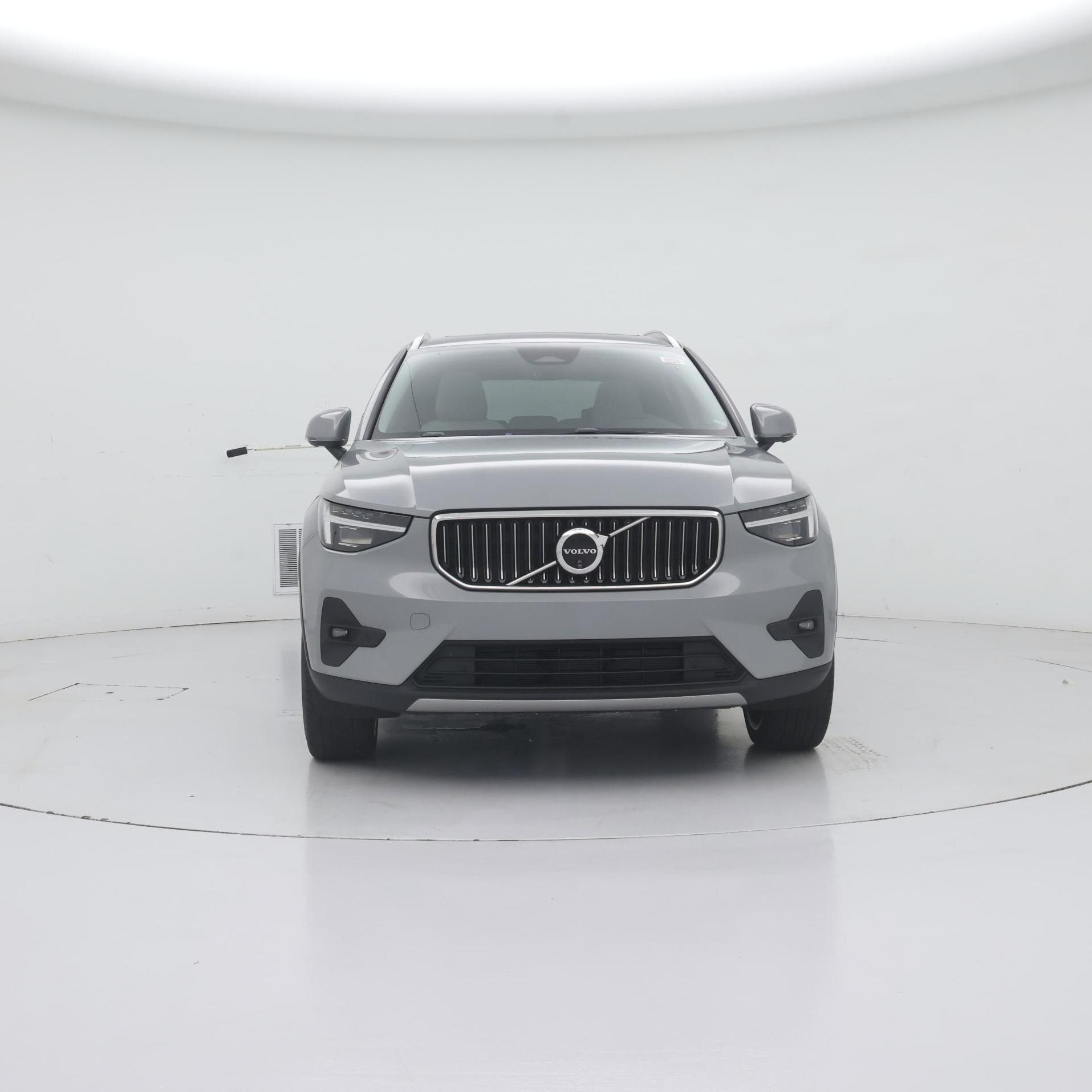 Thumbnail: 2024 Volvo XC40 - 5