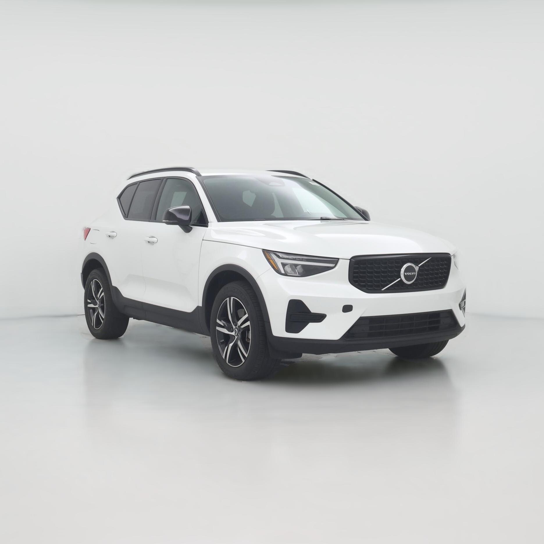 Thumbnail: 2024 Volvo XC40 - 1