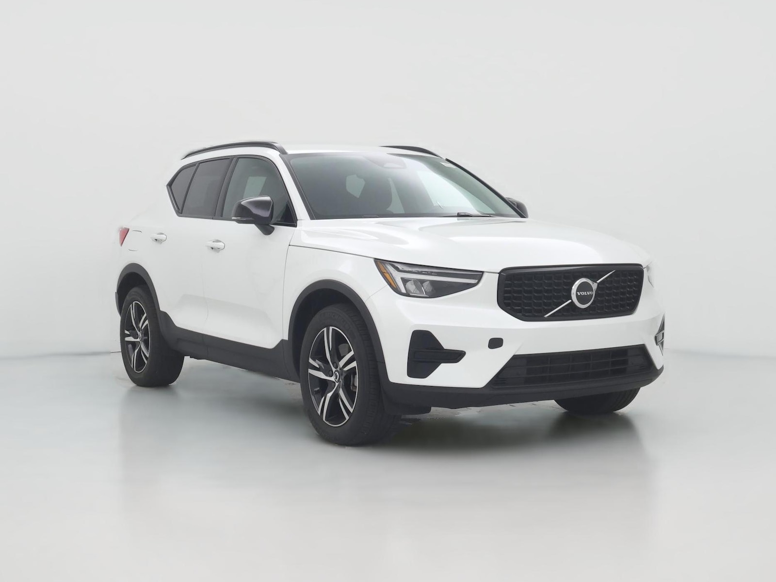 2024 Volvo XC40