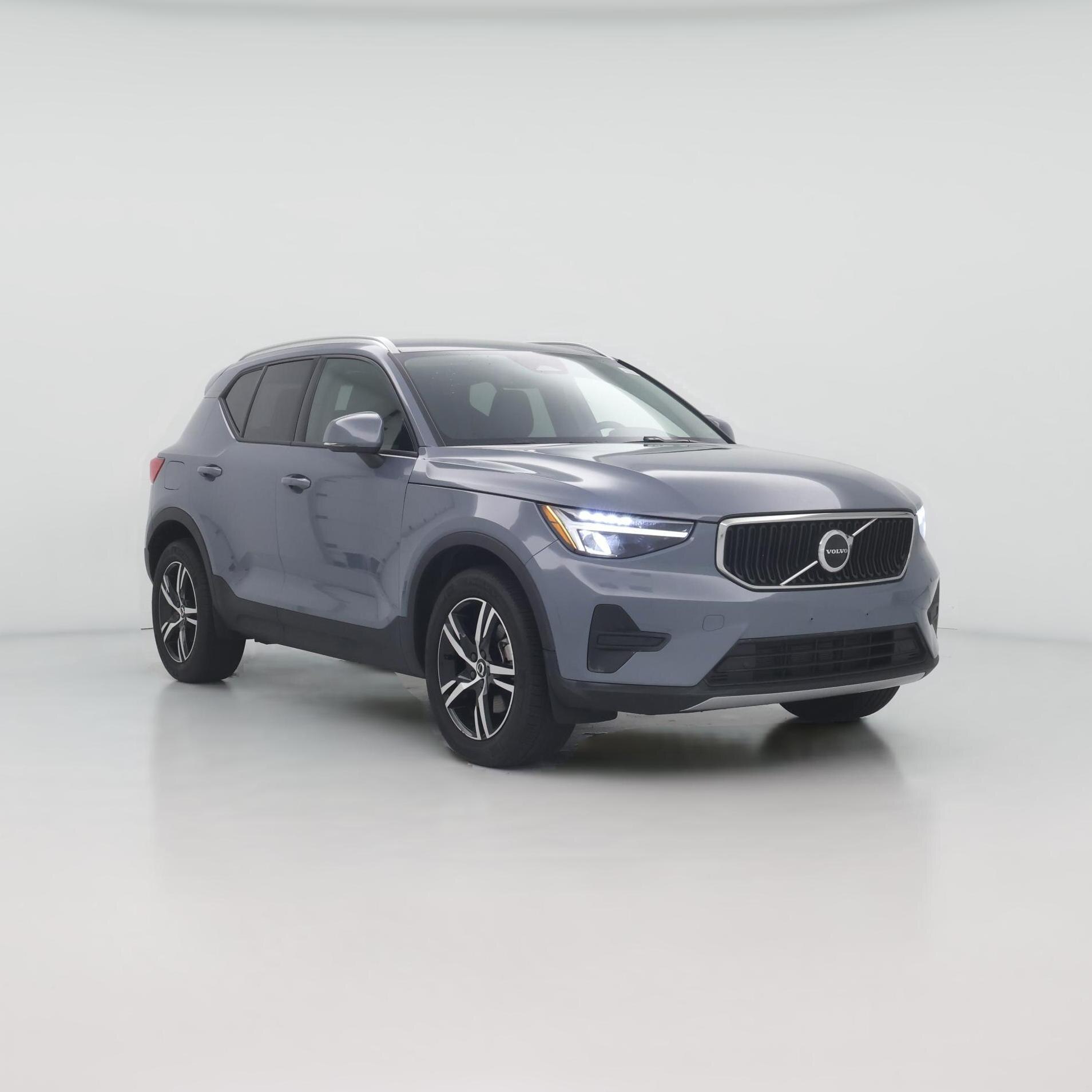 Thumbnail: 2023 Volvo XC40 - 1