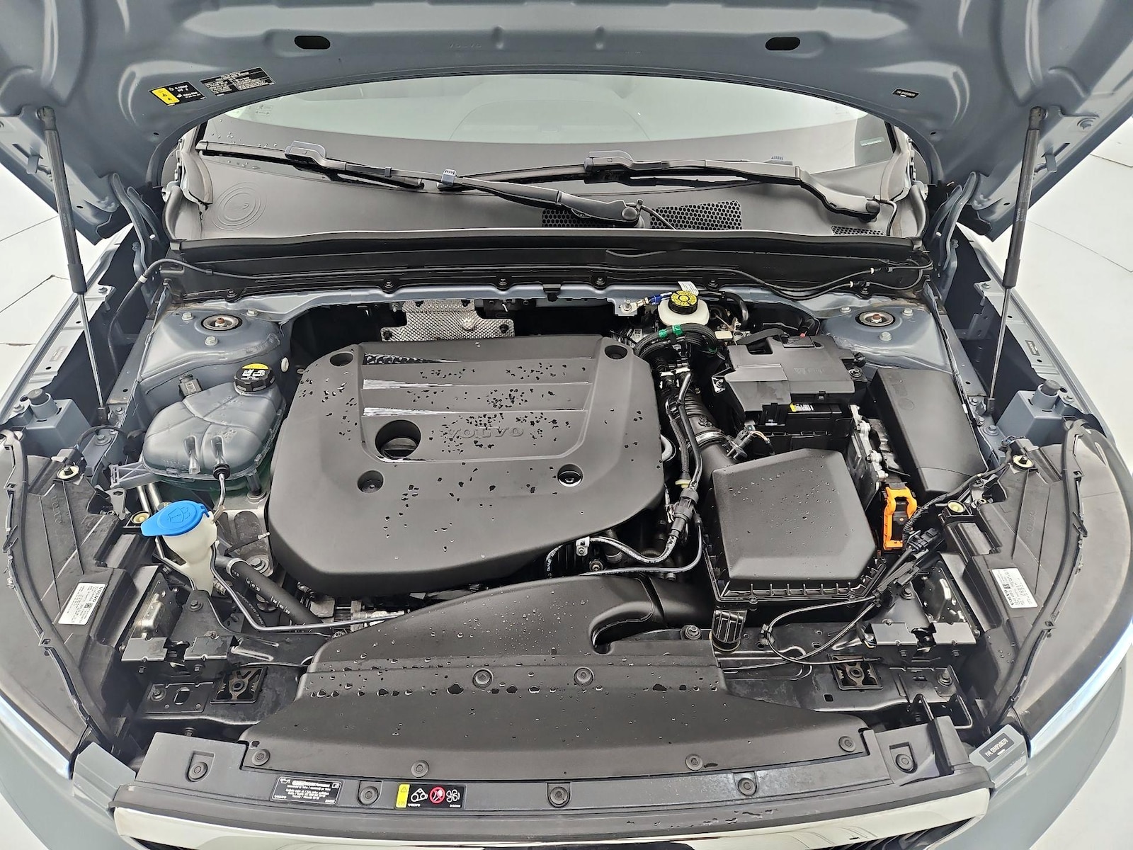 2023 Volvo XC40 Core - Photo 22