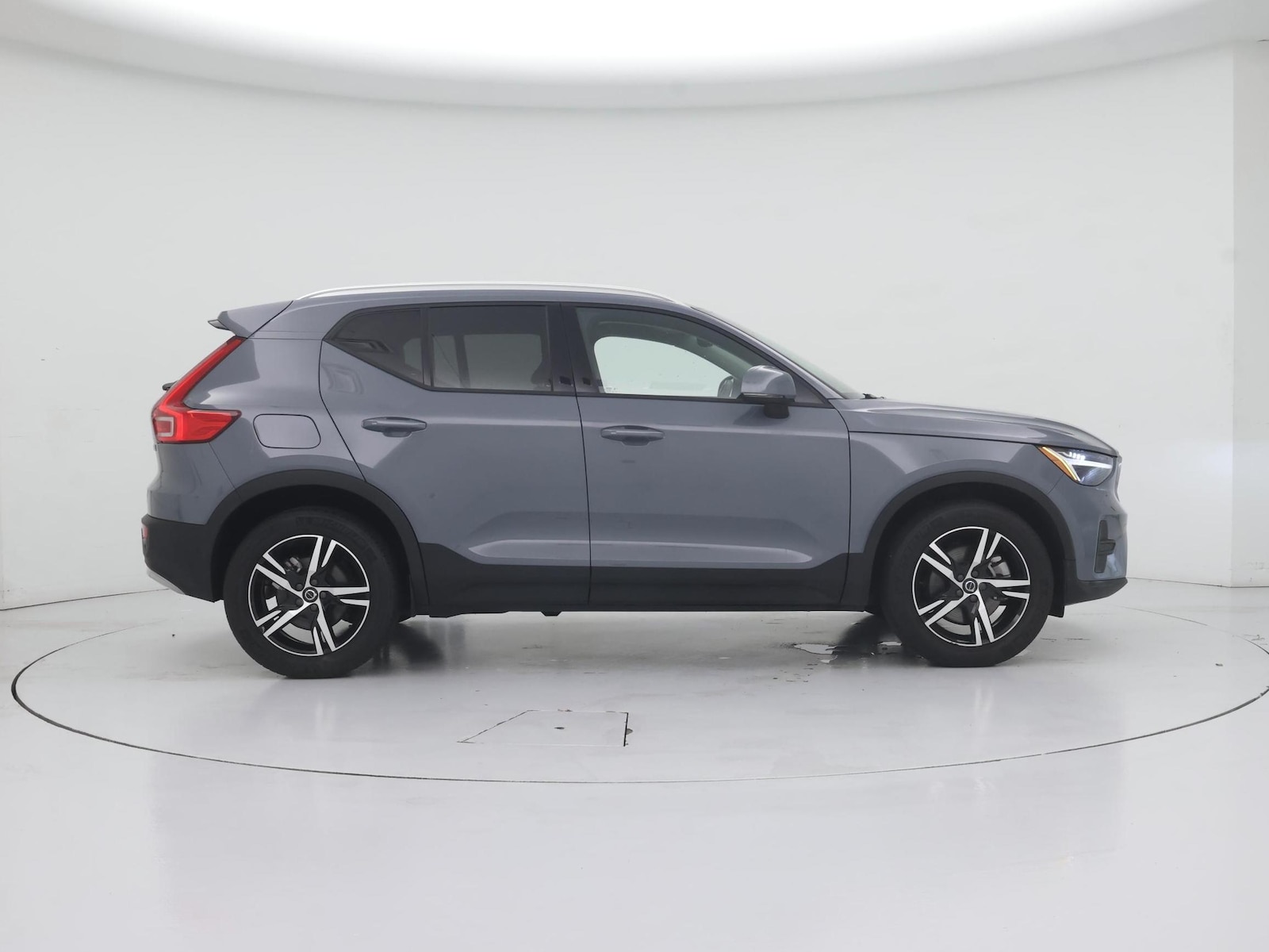 2023 Volvo XC40 Core - Photo 8