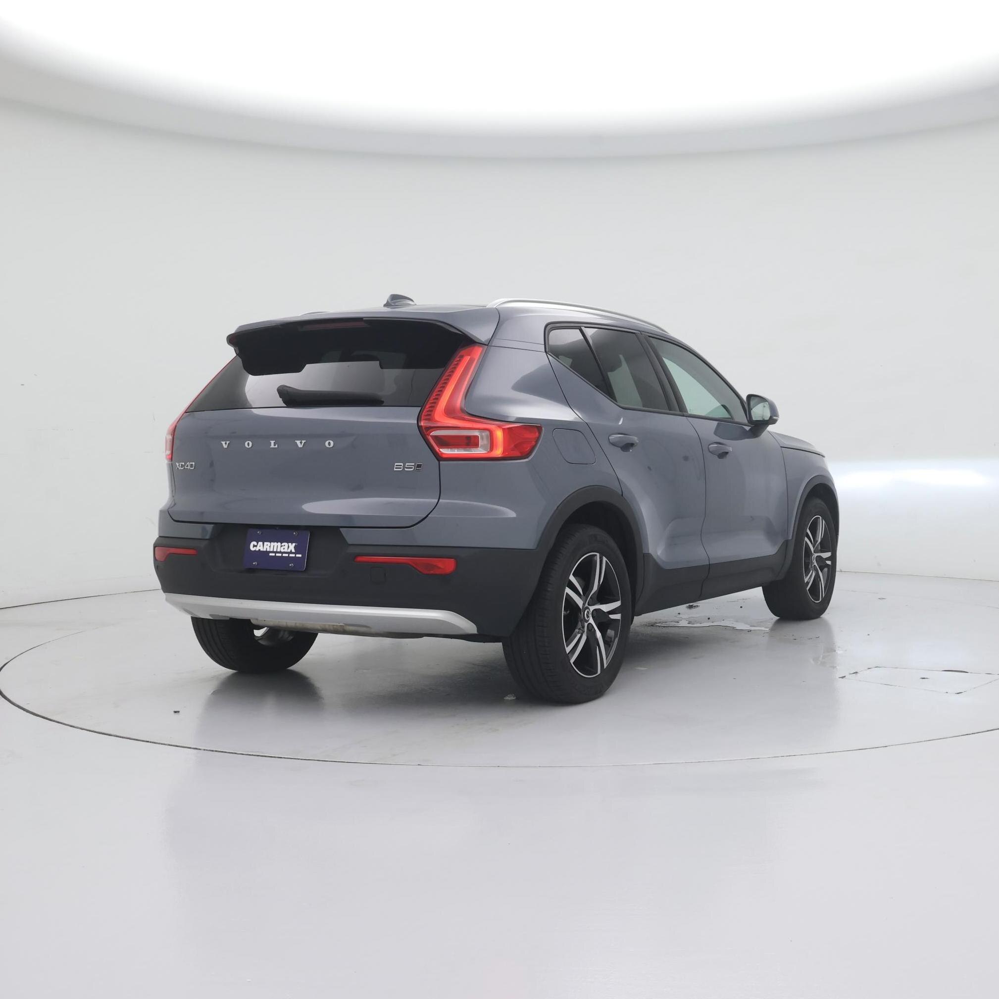 Thumbnail: 2023 Volvo XC40 - 8