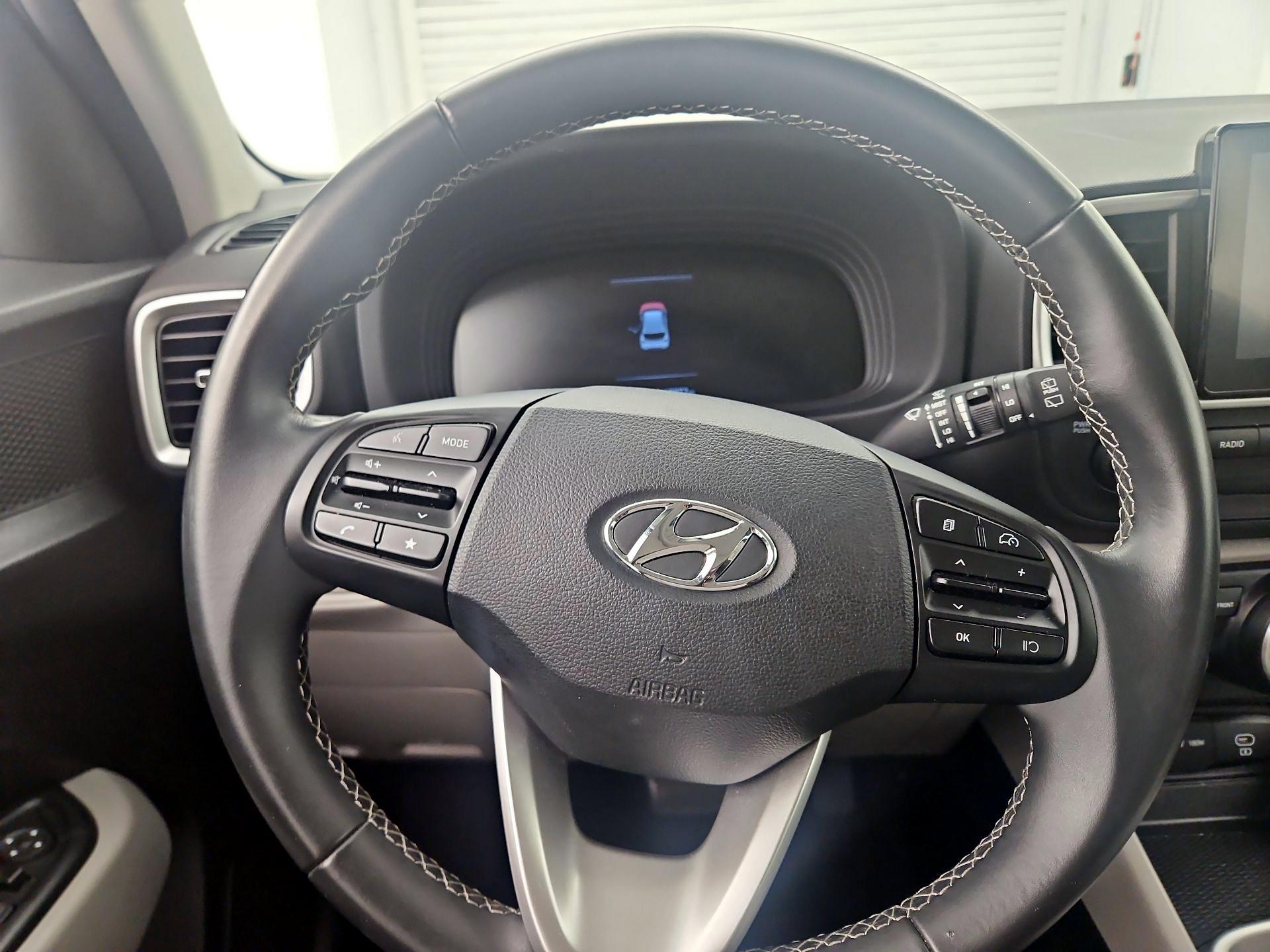 Thumbnail: 2025 Hyundai Venue - 10
