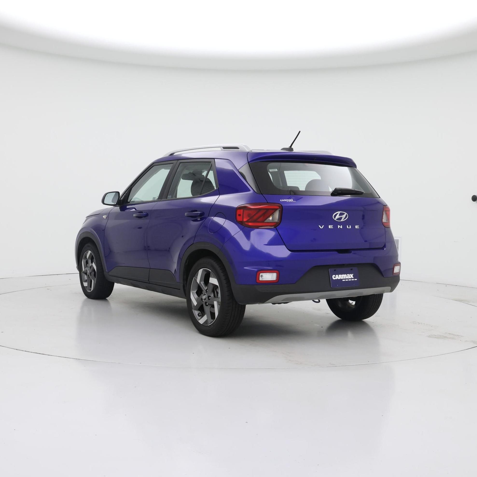 Thumbnail: 2025 Hyundai Venue - 2