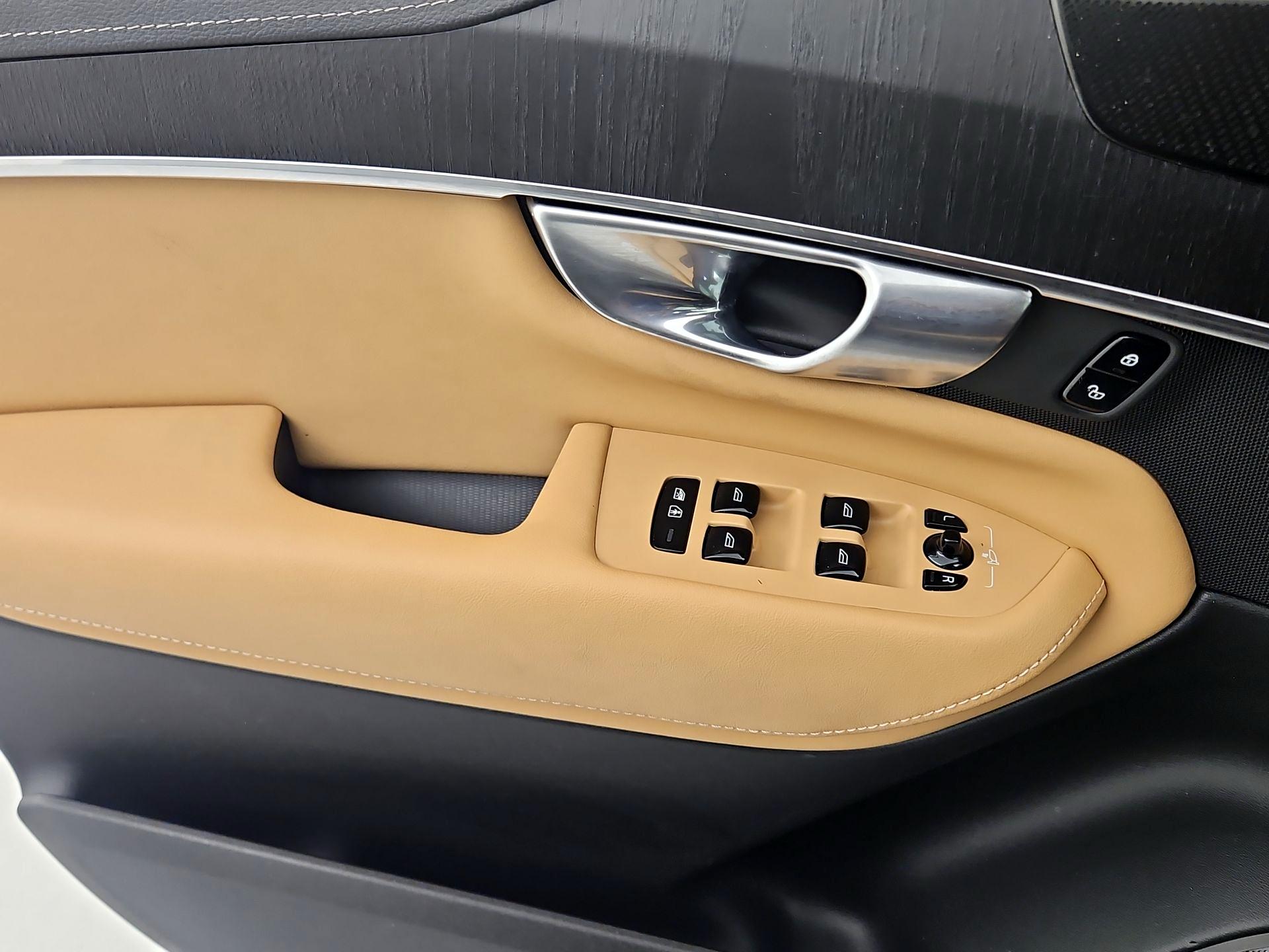 Thumbnail: 2024 Volvo XC90 - 12