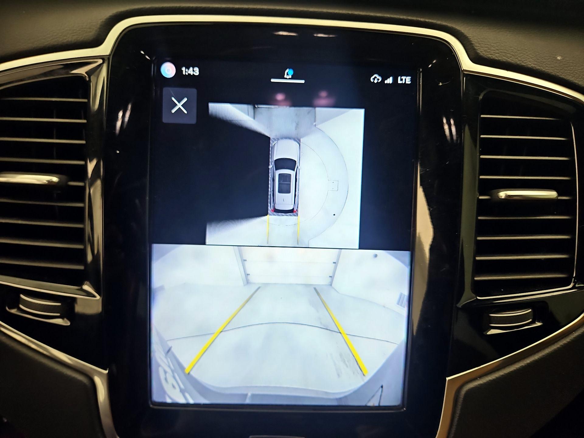 Thumbnail: 2024 Volvo XC90 - 15