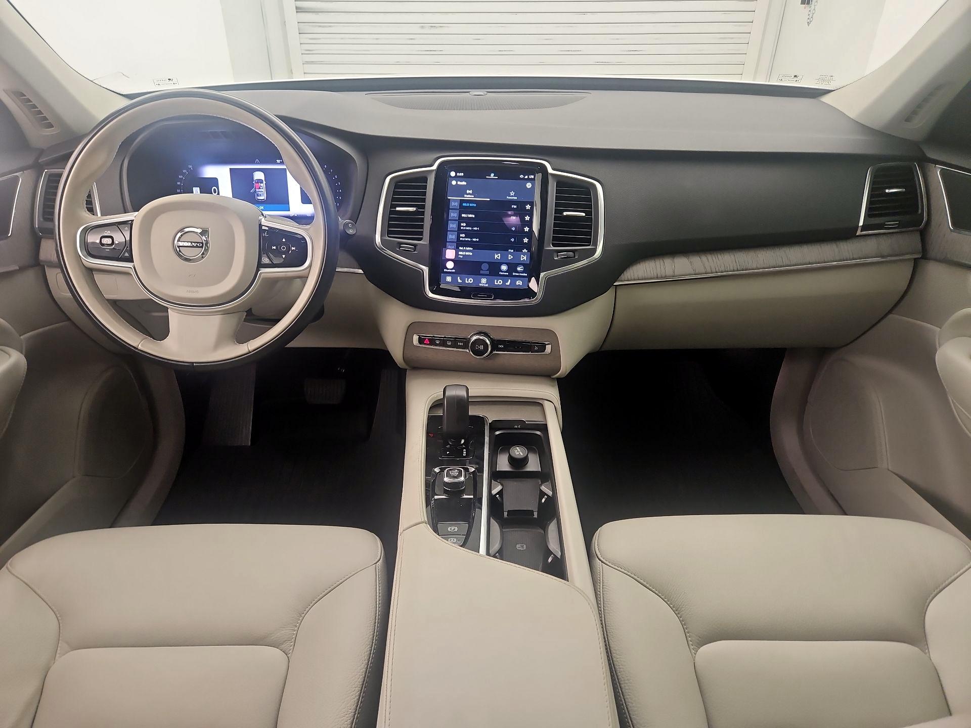 Thumbnail: 2025 Volvo XC90 - 9