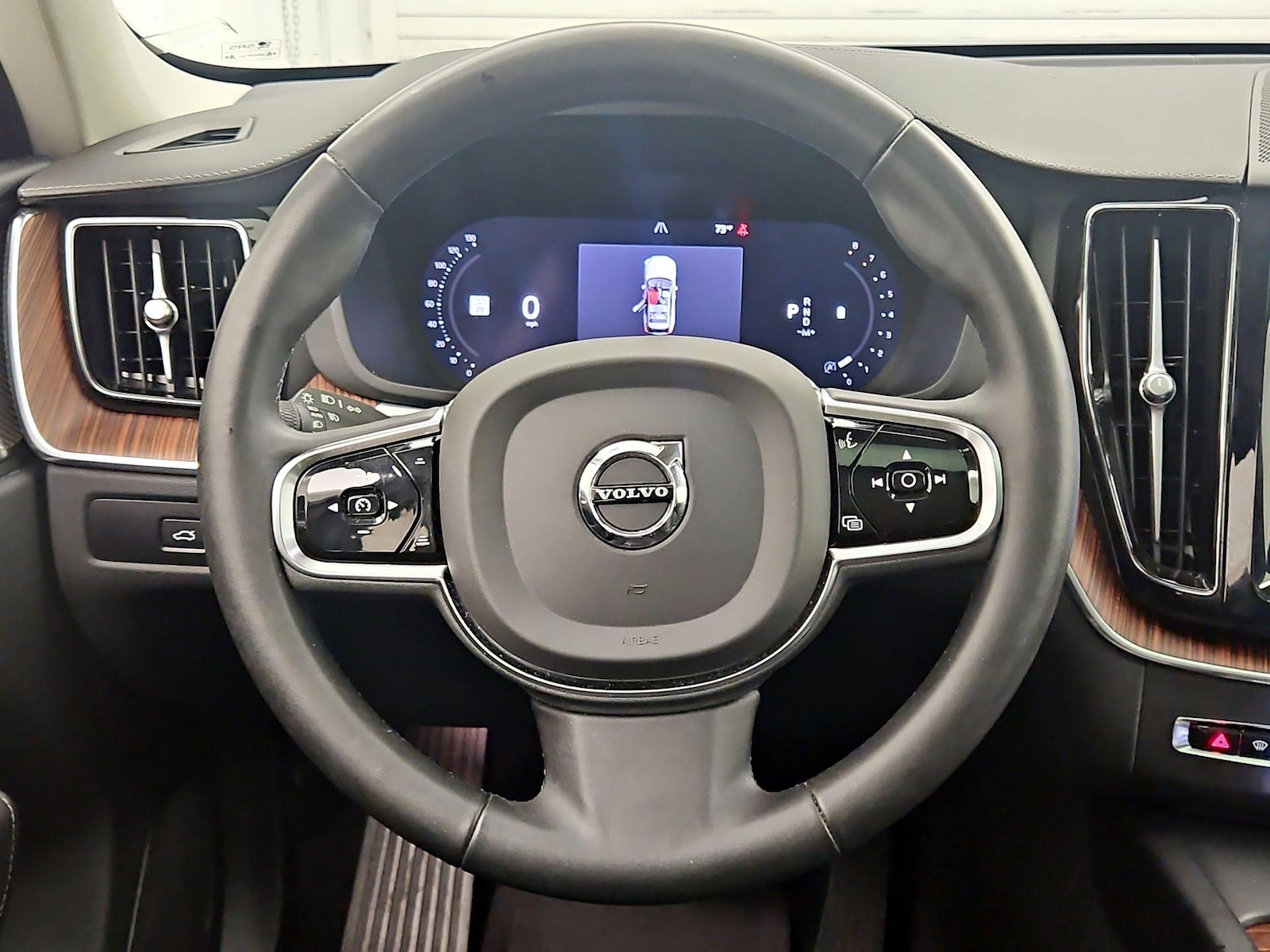 2023 Volvo XC60 Ultimate - Photo 11