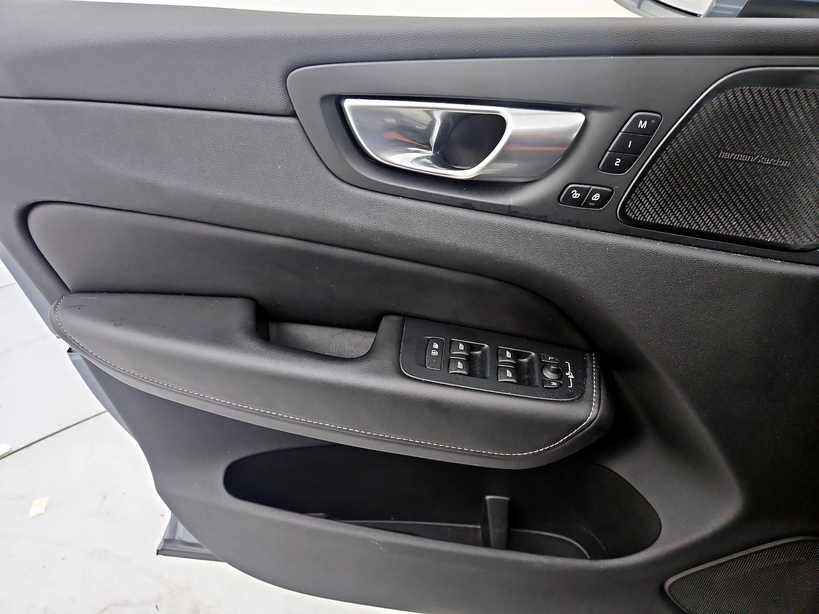 2023 Volvo XC60 Ultimate - Photo 13