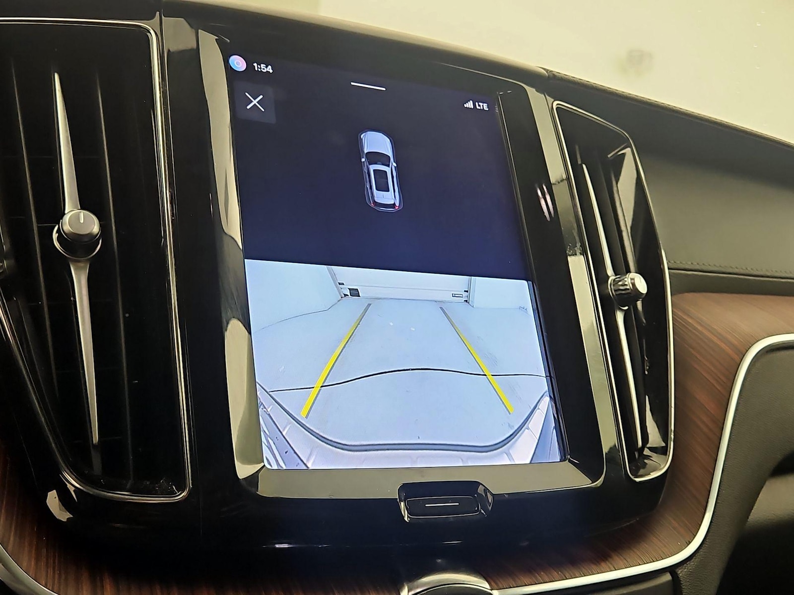 2023 Volvo XC60 Ultimate - Photo 15