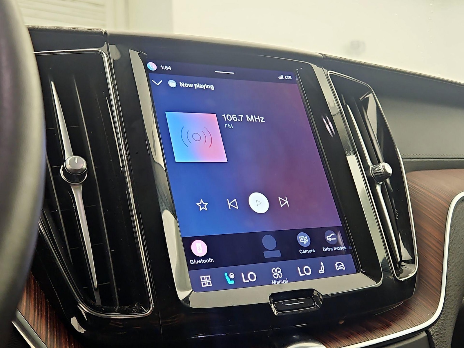 2023 Volvo XC60 Ultimate - Photo 16