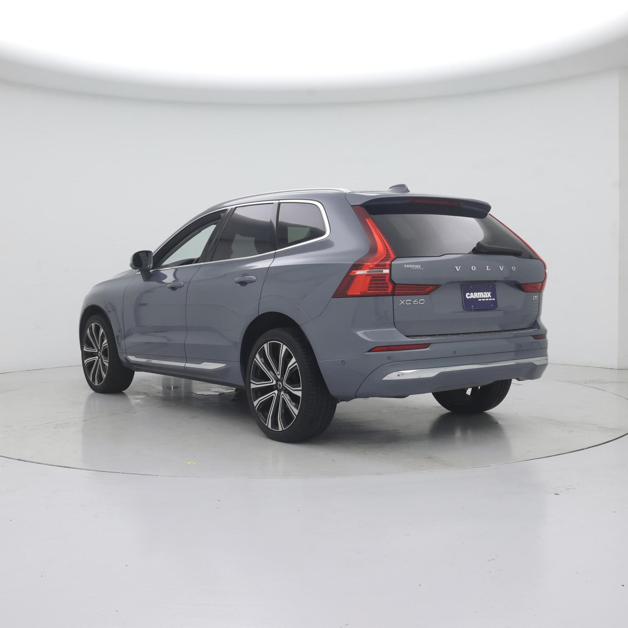 Thumbnail: 2023 Volvo XC60 - 2