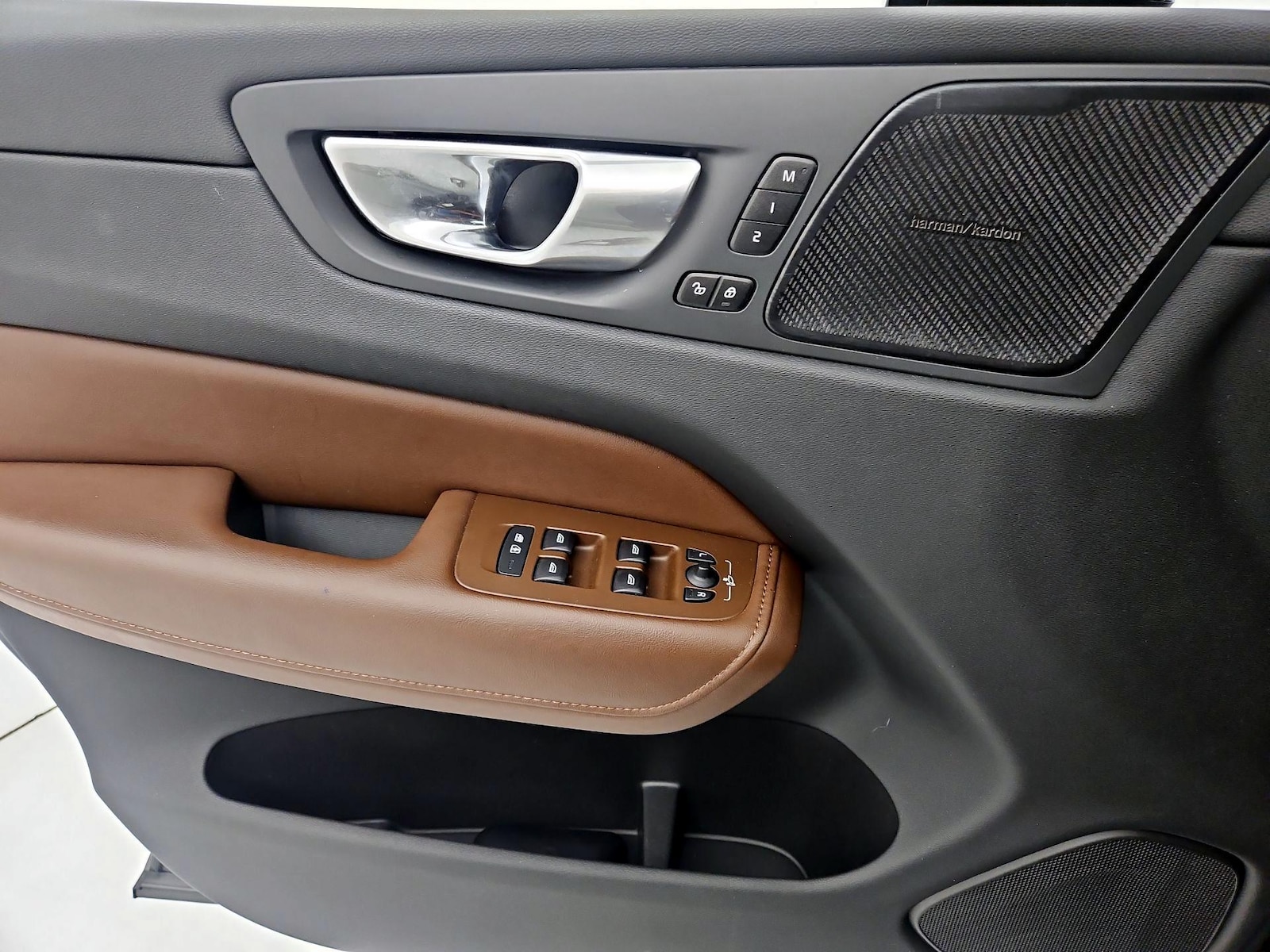 2023 Volvo XC60 Ultimate - Photo 13