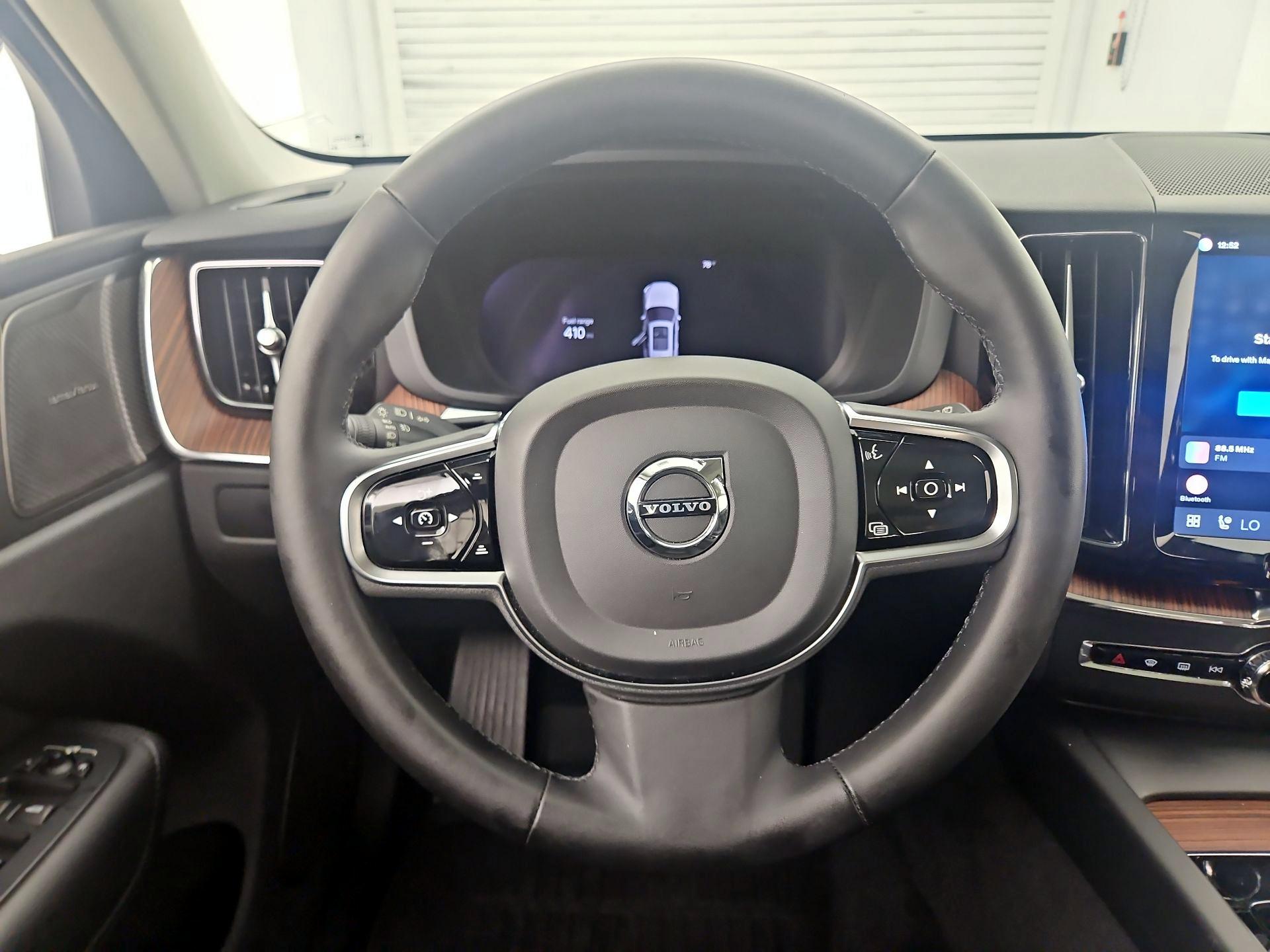 Thumbnail: 2024 Volvo XC60 - 10