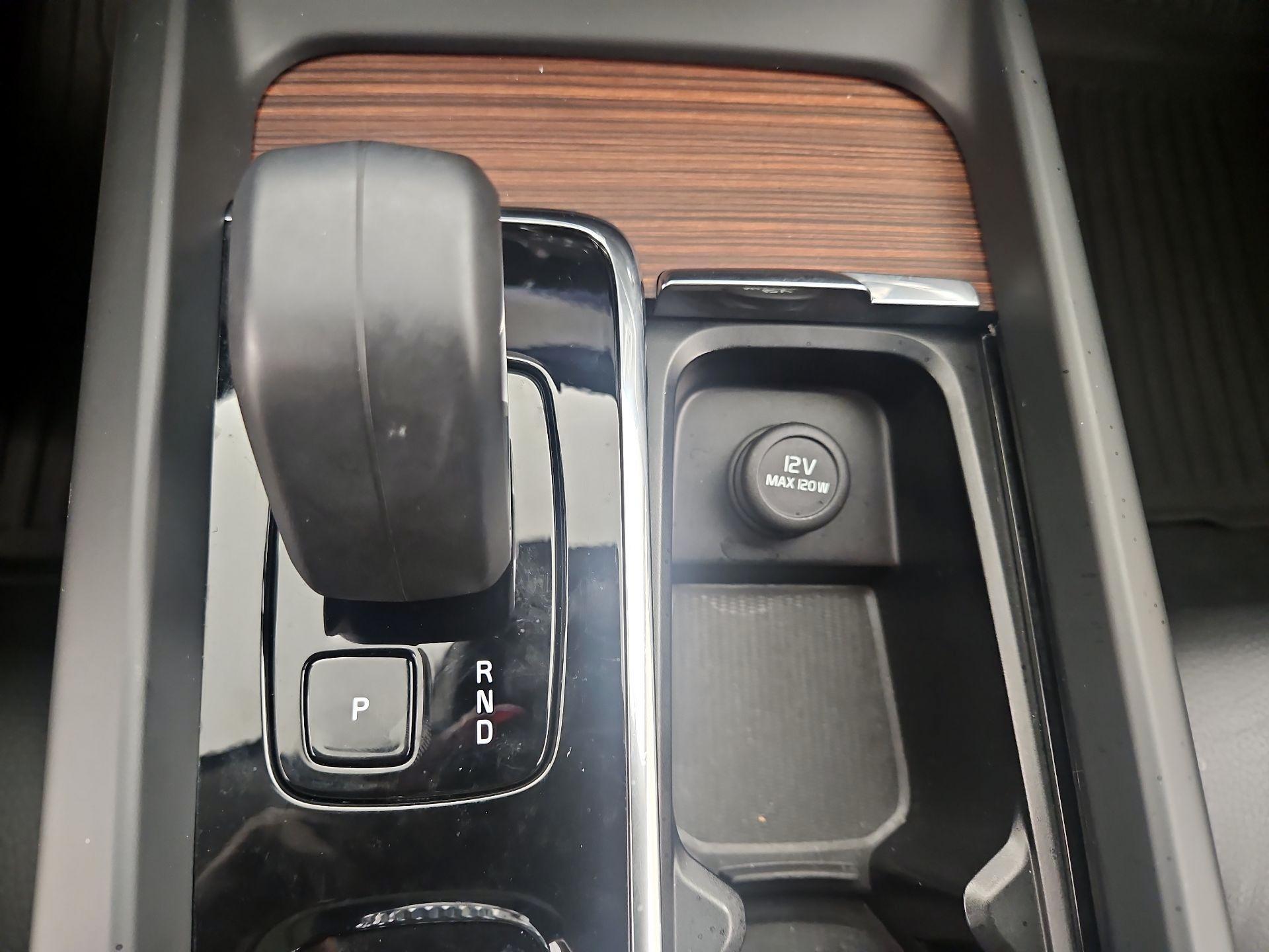 Thumbnail: 2024 Volvo XC60 - 18