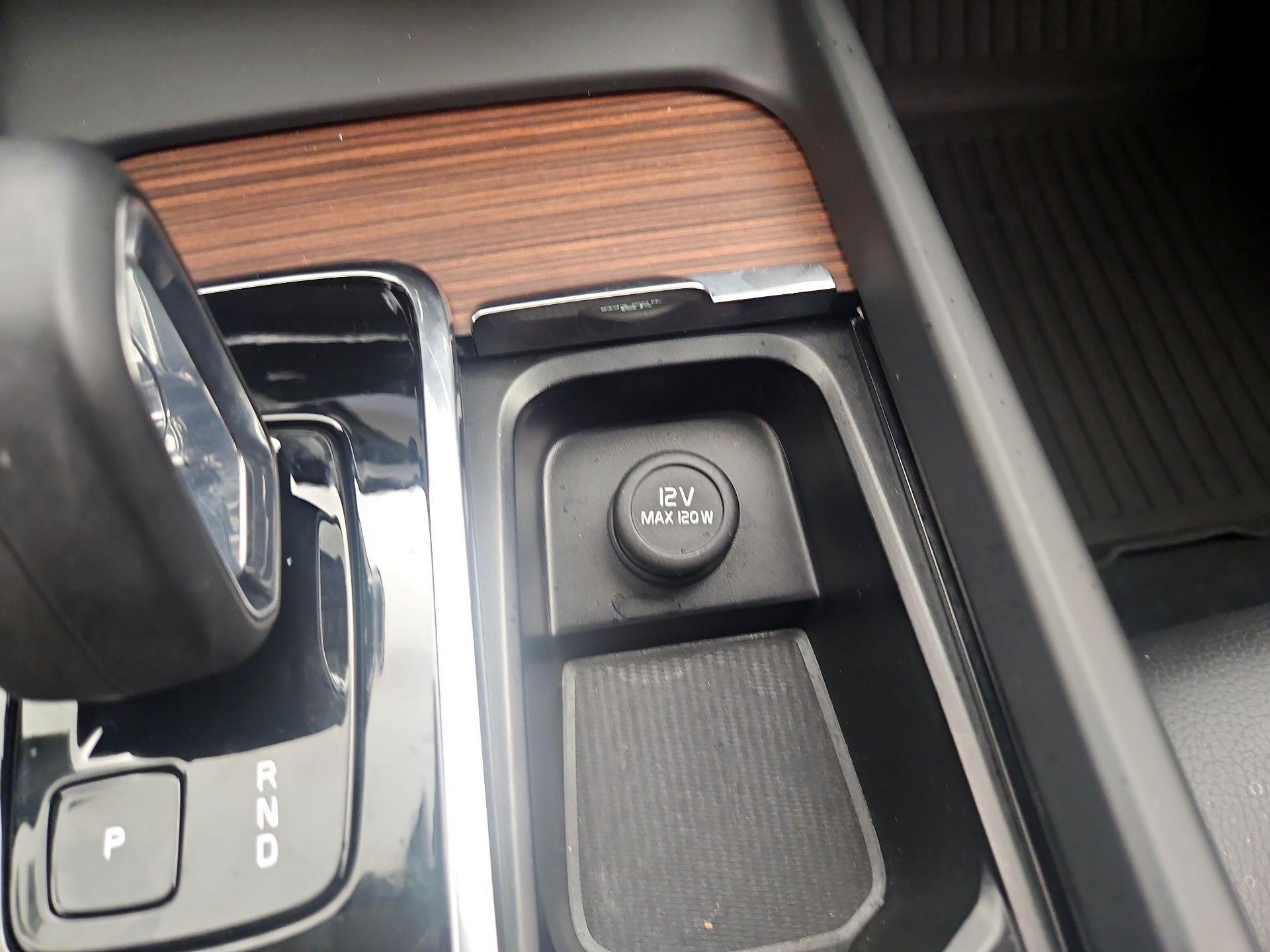 Thumbnail: 2024 Volvo XC60 - 19