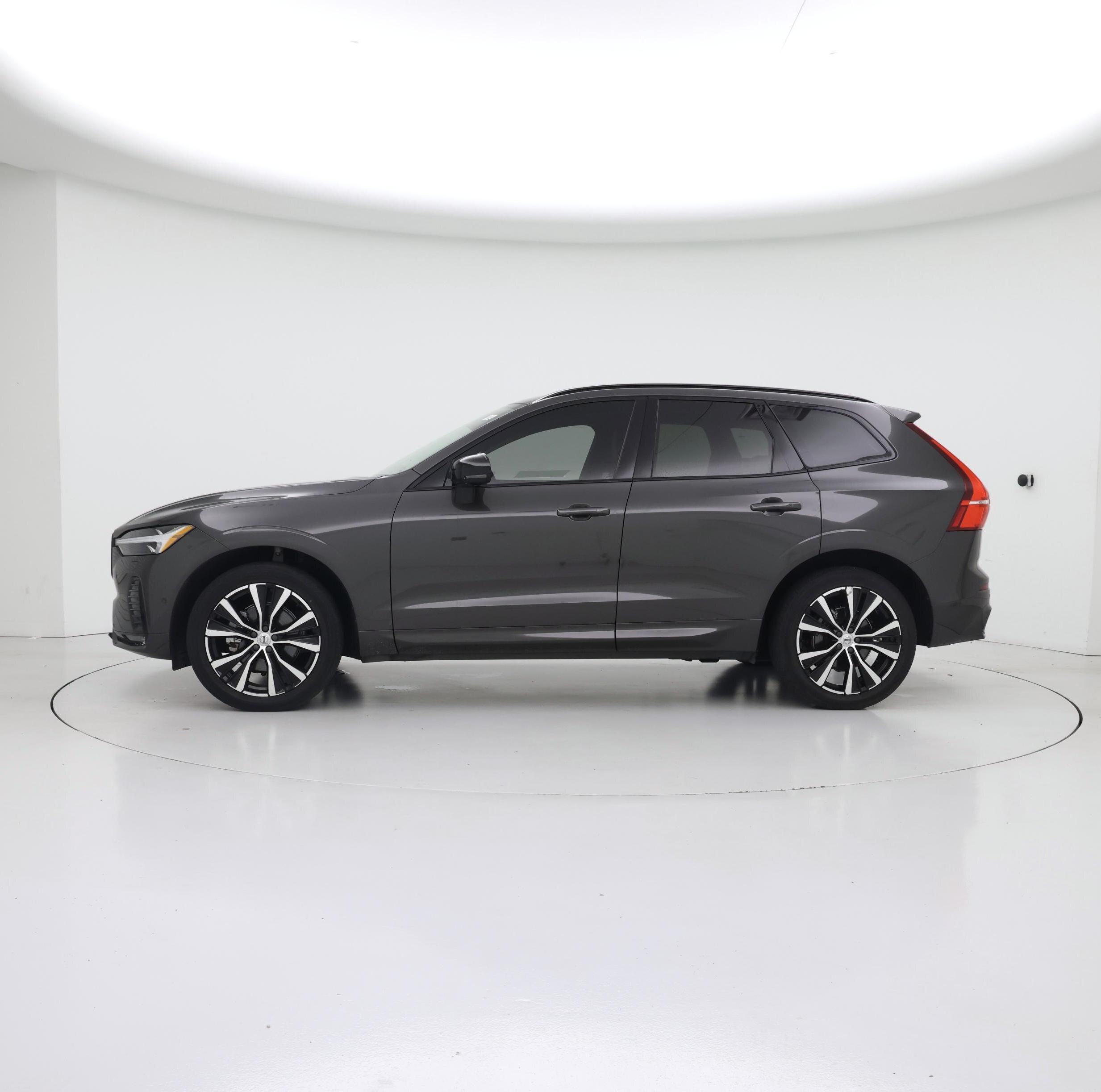 Thumbnail: 2024 Volvo XC60 - 3