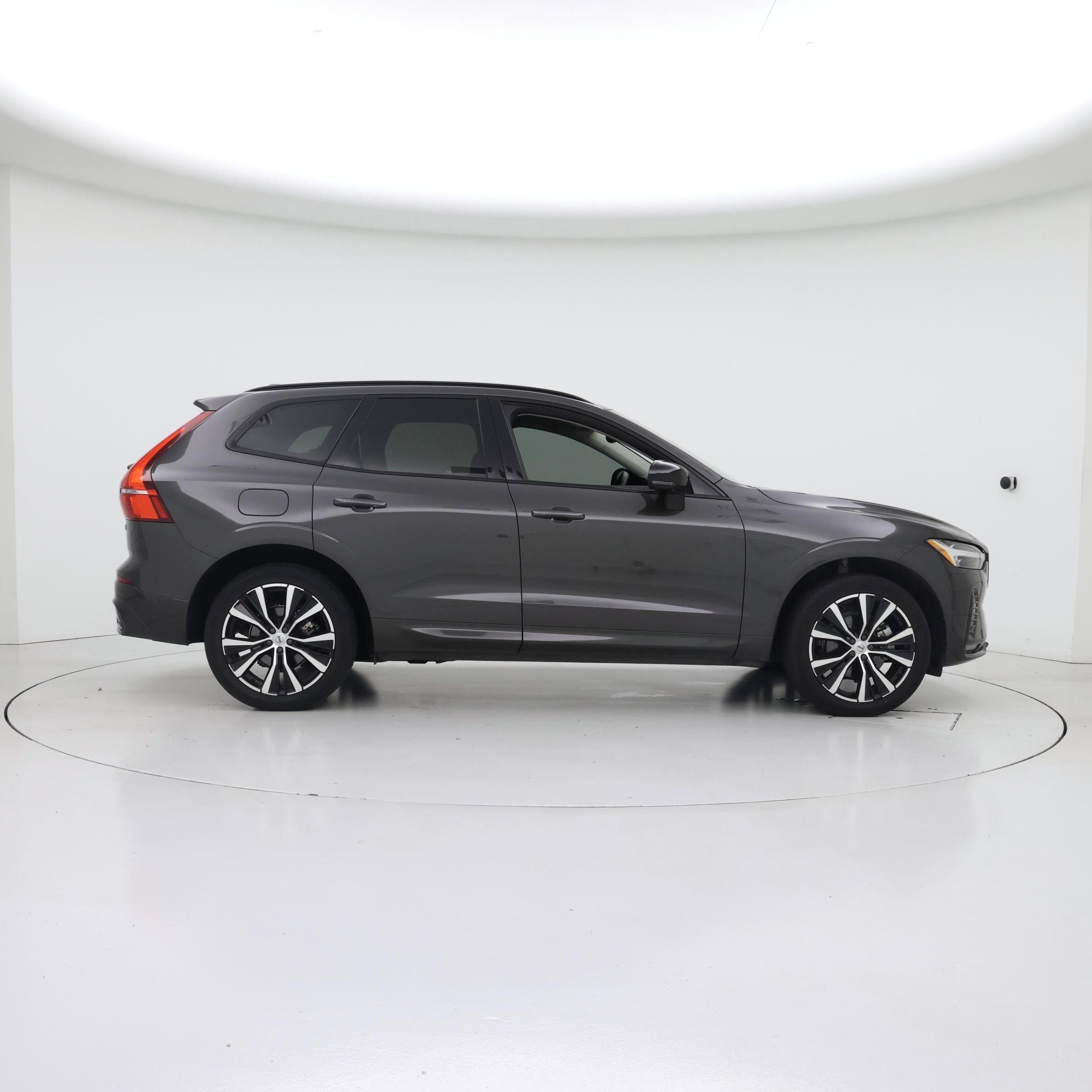 Thumbnail: 2024 Volvo XC60 - 7