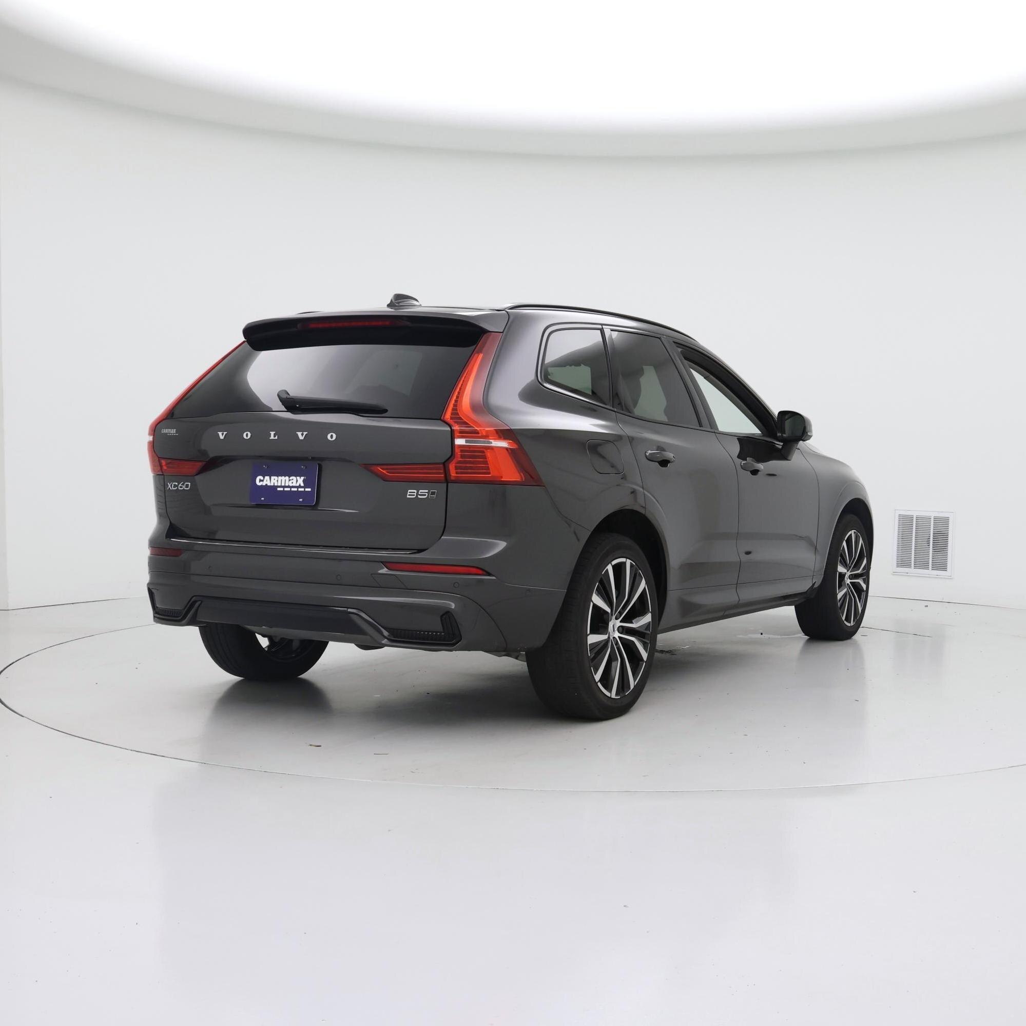 Thumbnail: 2024 Volvo XC60 - 8