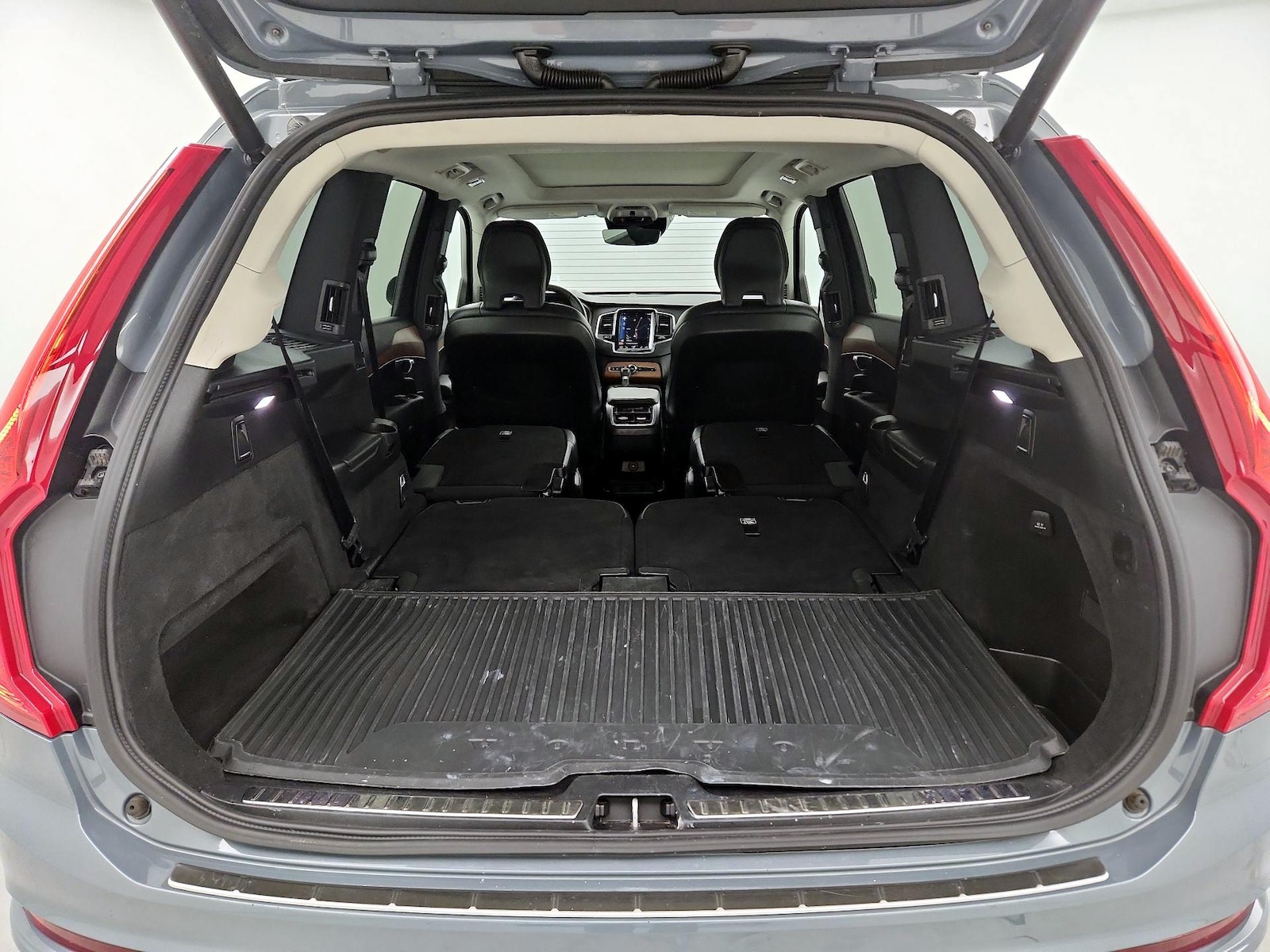 2022 Volvo XC90 Momentum - Photo 23