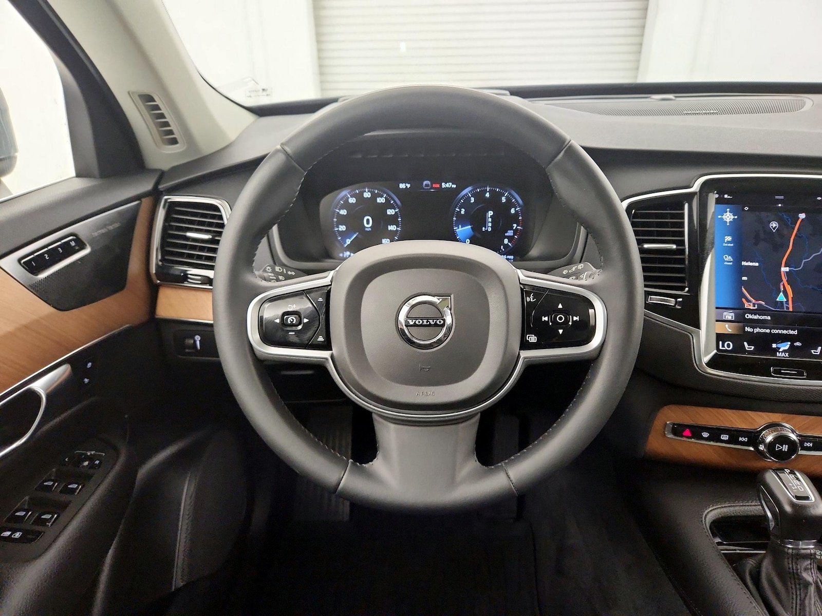 2022 Volvo XC90 Momentum - Photo 9