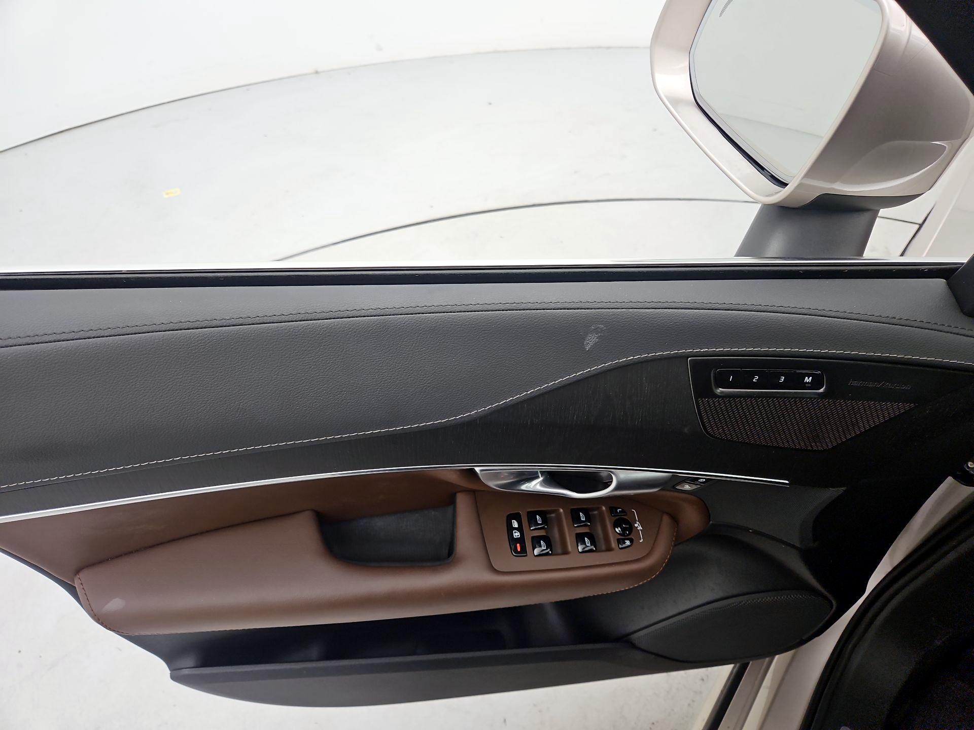 Thumbnail: 2024 Volvo XC90 - 12