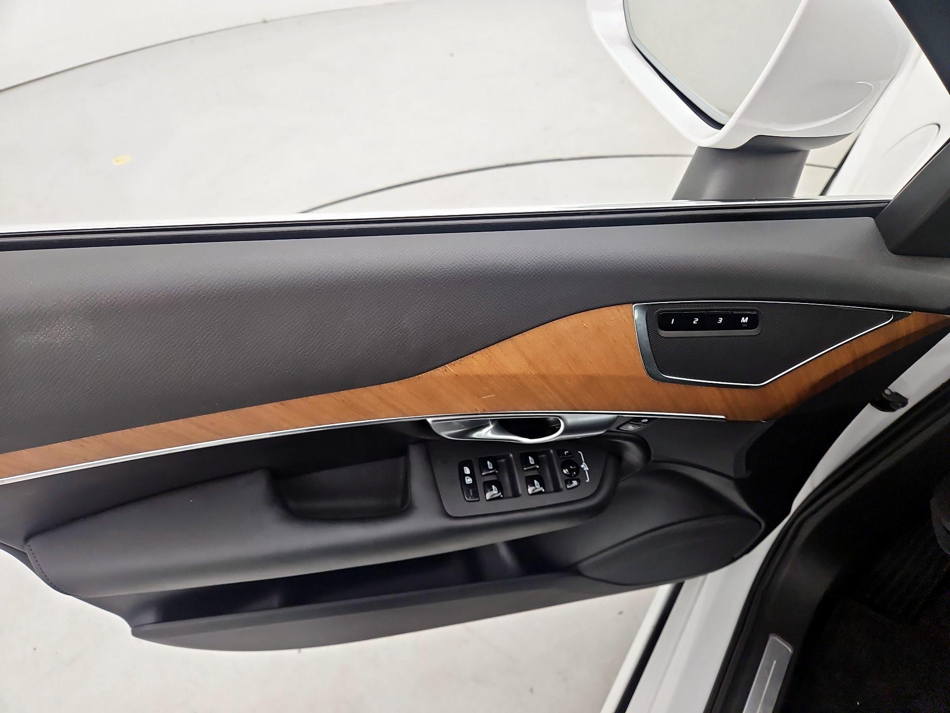 Thumbnail: 2024 Volvo XC90 - 12
